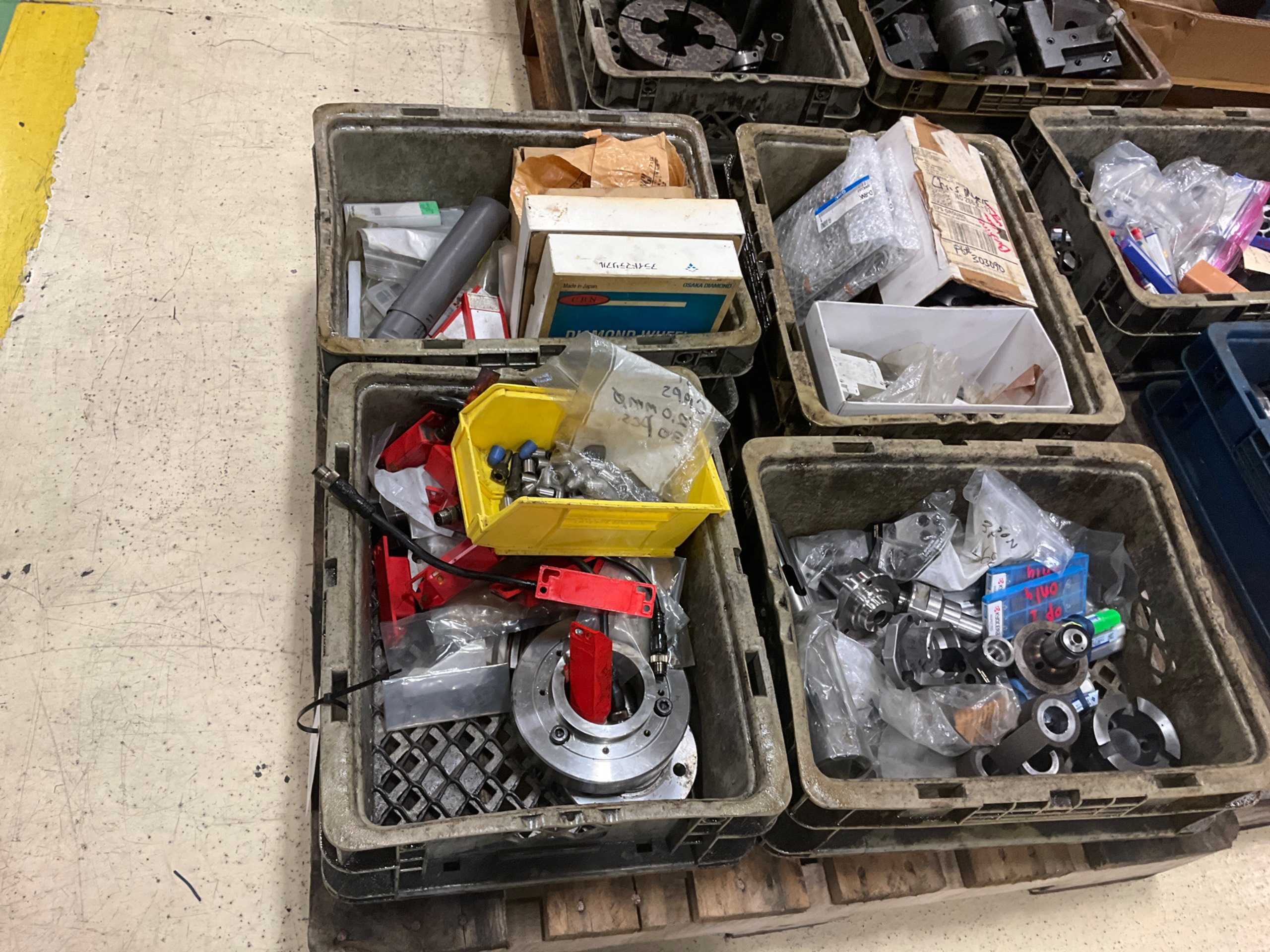 BULK QTY OF INDUSTRIAL PARTS BULK QTY OF INDUSTRIAL PARTS