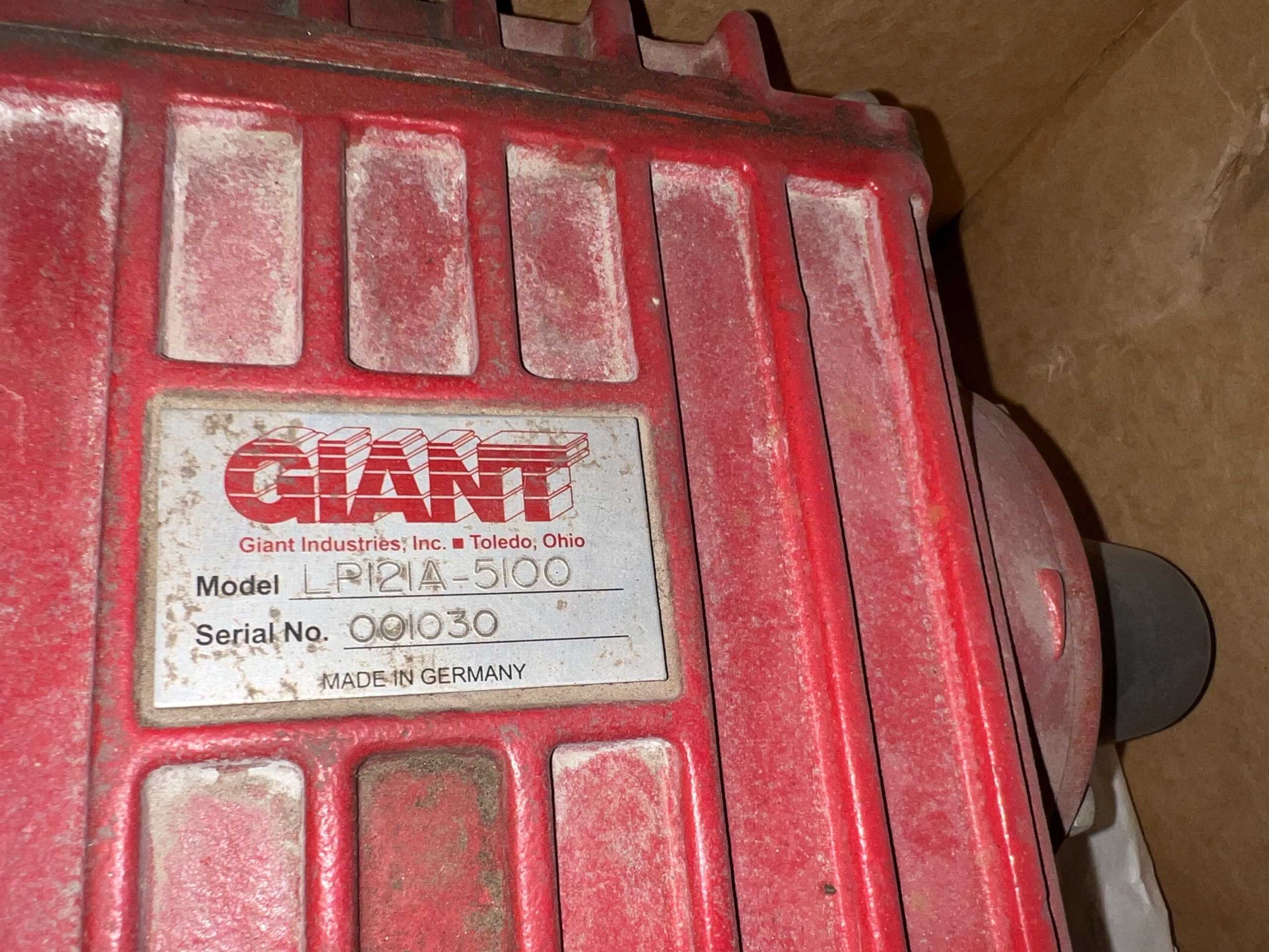 GIANT LP121A-5100 PUMP - HYDRAULIC PLUNGER PUMP