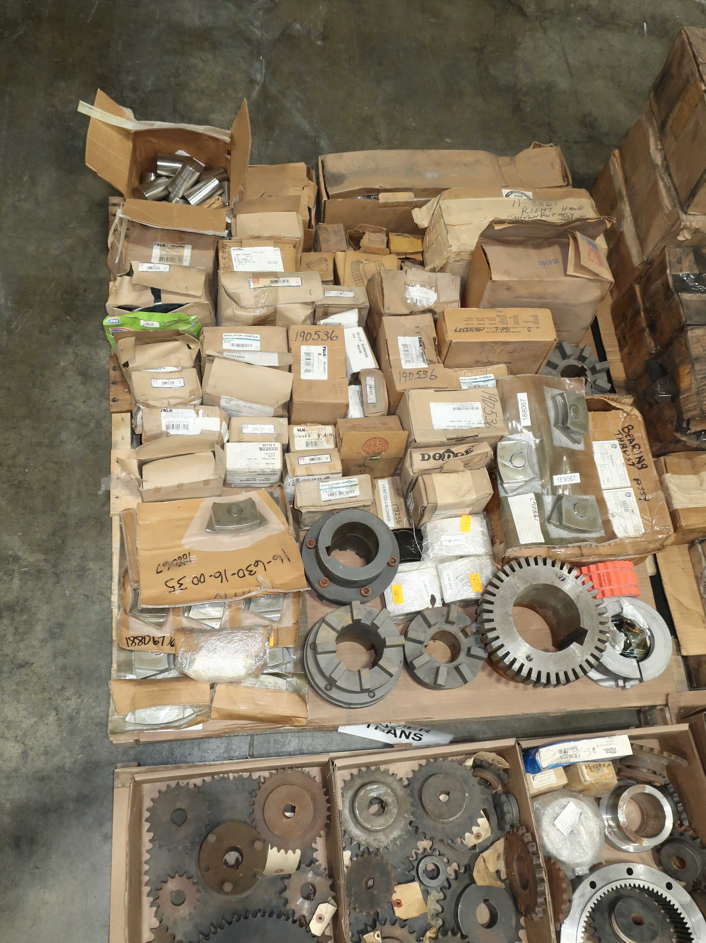 4 PALLETS OF ASSORTED POWER TRANSMISSION - POWER TRANSMISSION