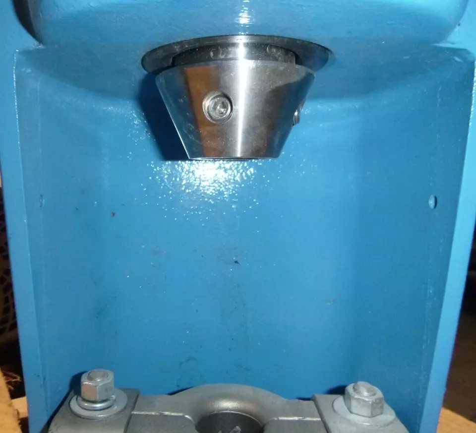 CHEMINEER 30DTN, Z03540-000F SANITARY MIXER W/ GAST AIR MOTOR - PRODUCTION MACHINERY