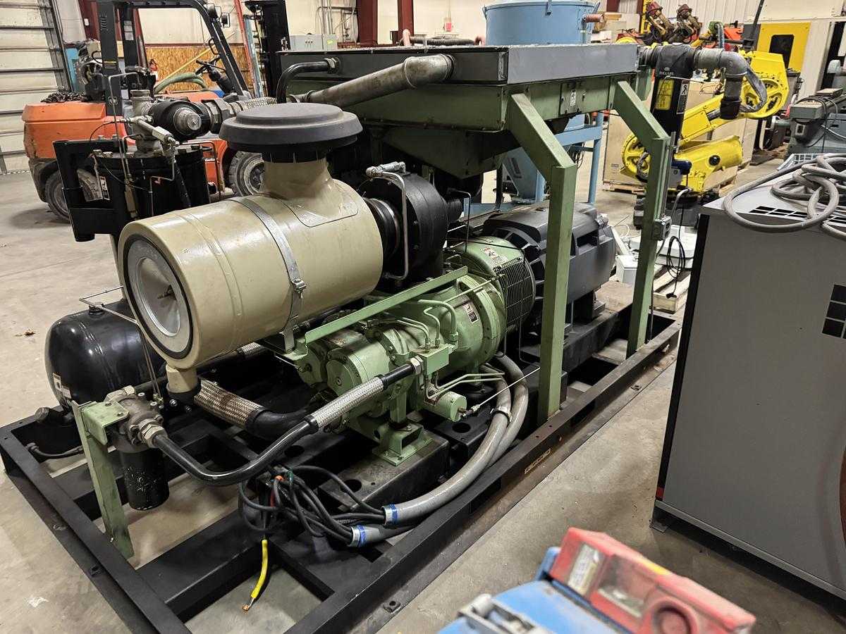 2013 SULLAIR V200S ROTARY SCREW AIR COMPRESSOR, 200 HP, 888 CFM, 125 PSI, 460V, 3-PHASE - AIR COMPRESSORS