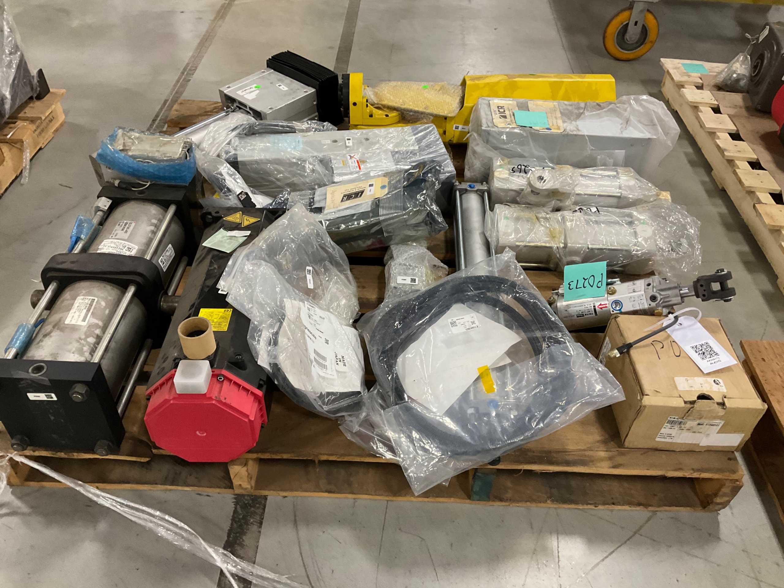 BULK LIST OF HYDRAULIC & PNEUMATIC CYLINDERS - HYDRAULIC CYLINDERS