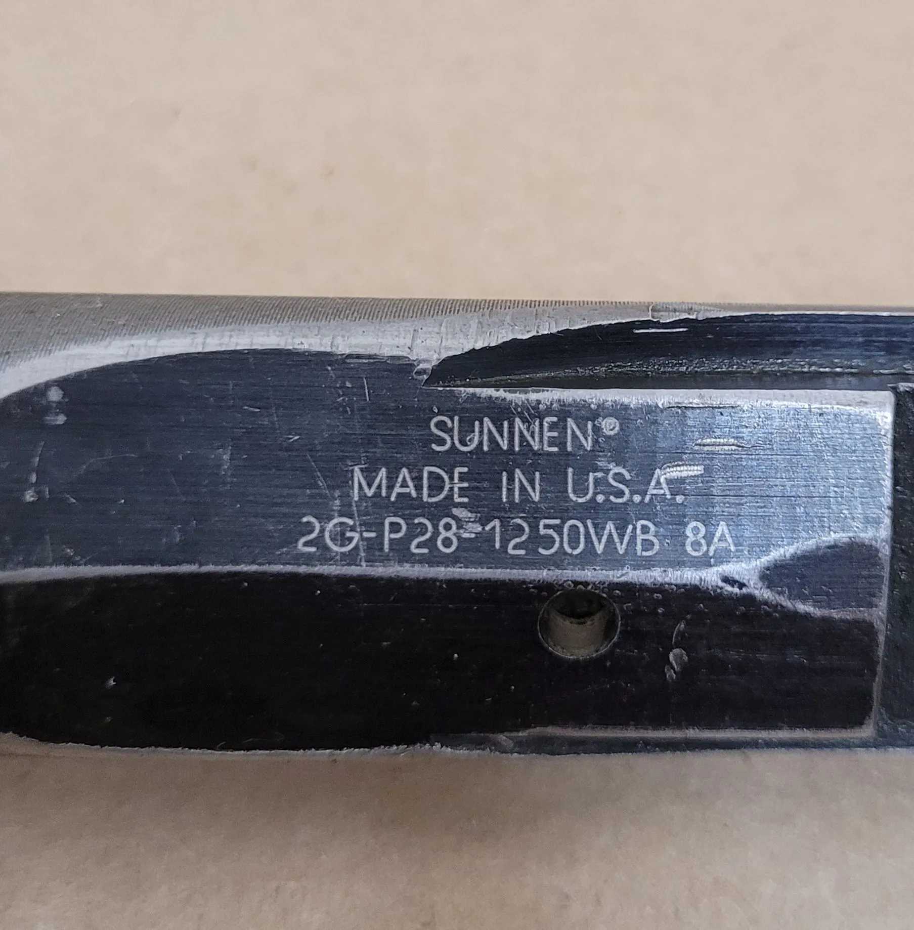 SUNNEN 2G-P28-1250 WB HONING MANDREL 2-STONE DIA 1.230-1.375IN OAL 12.5IN - MACHINE TOOLING