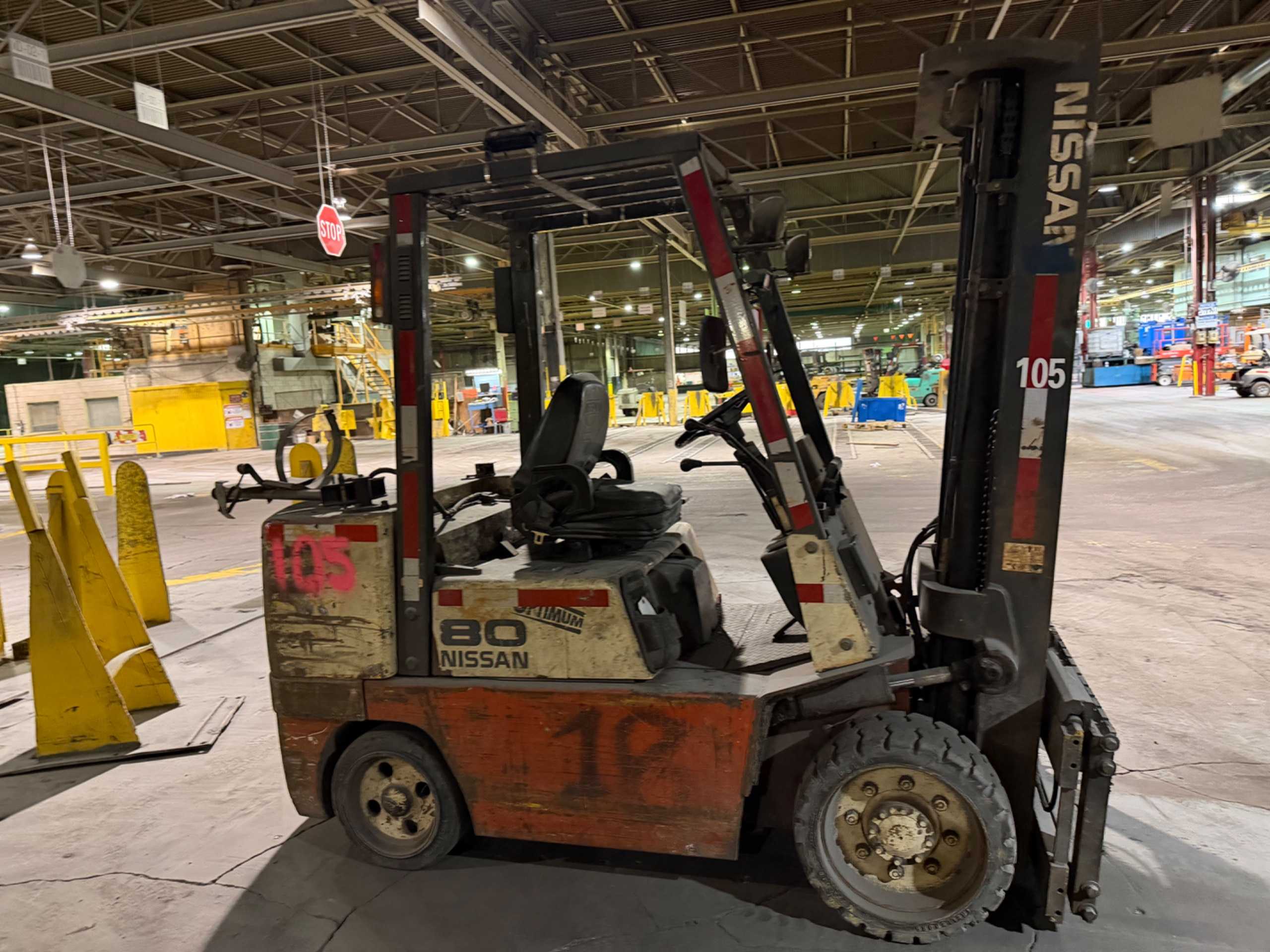 NISSAN OPTIMUM 80 FORKLIFT, 8000LB CAPACITY, LPG ENGINE, 60.3HP, 157-217IN LIFT HEIGHT - SIT-DOWN FORKLIFTS