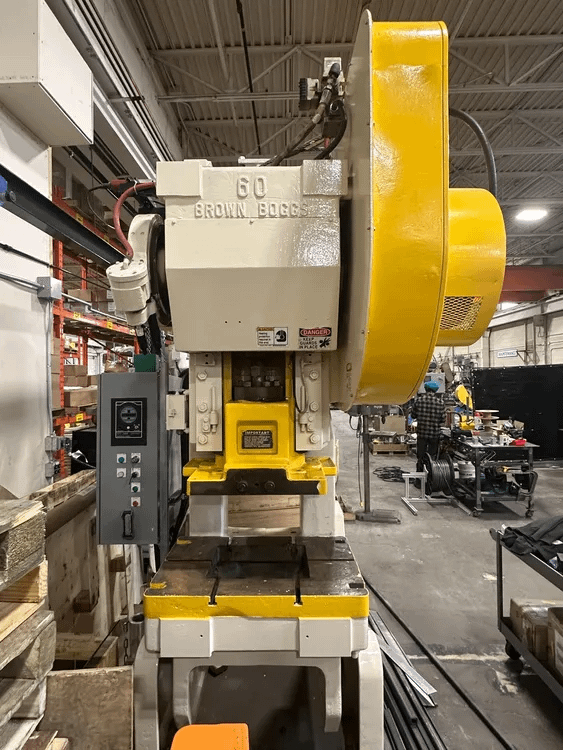 BROWN & BOGGS MODEL 60 PRESS, 60 TON, 5-INCH STROKE, 90 SPM - MECHANICAL PRESSES