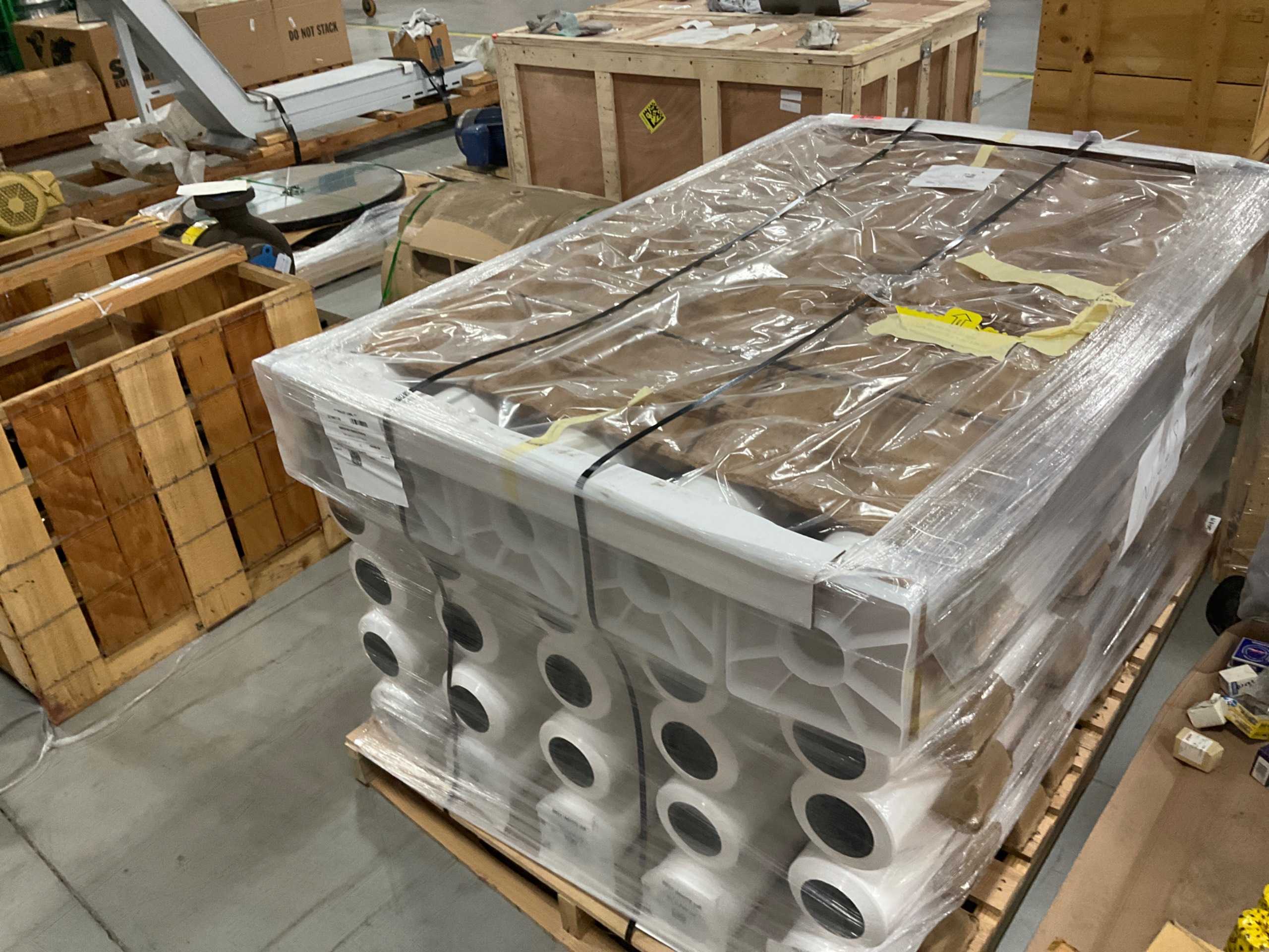QTY 25: AMERICAN BILTRITE PACKAGING ROLLS - PACKAGING