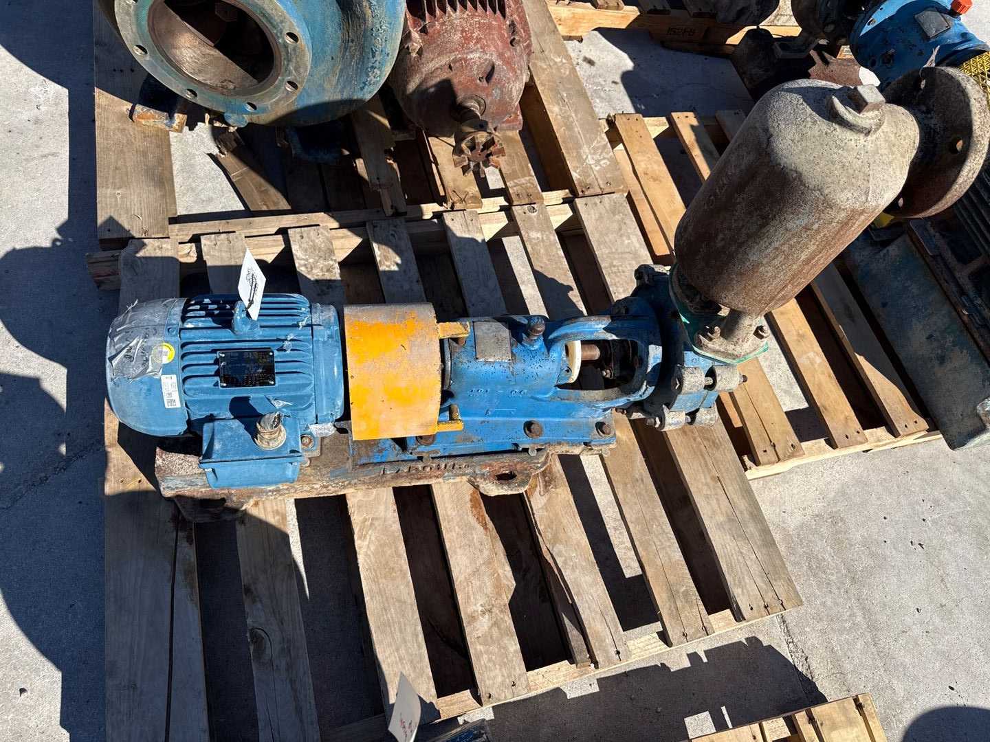 LABOUR DPL PUMP & 5 HP MOTOR ASSEMBLY - PUMP & MOTOR ASSEMBLY