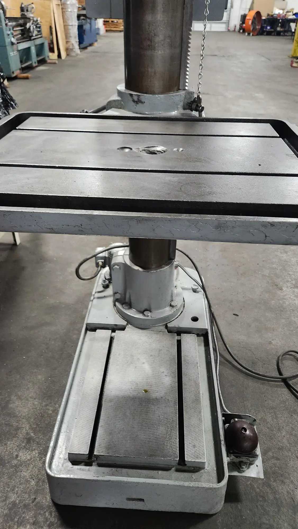 ALZMETALL AB4 SINGLE SPINDLE DRILL PRESS, 1.772" CAST IRON CAPACITY, MK 4 TOOL HOLDER - UPRIGHT DRILL PRESSES