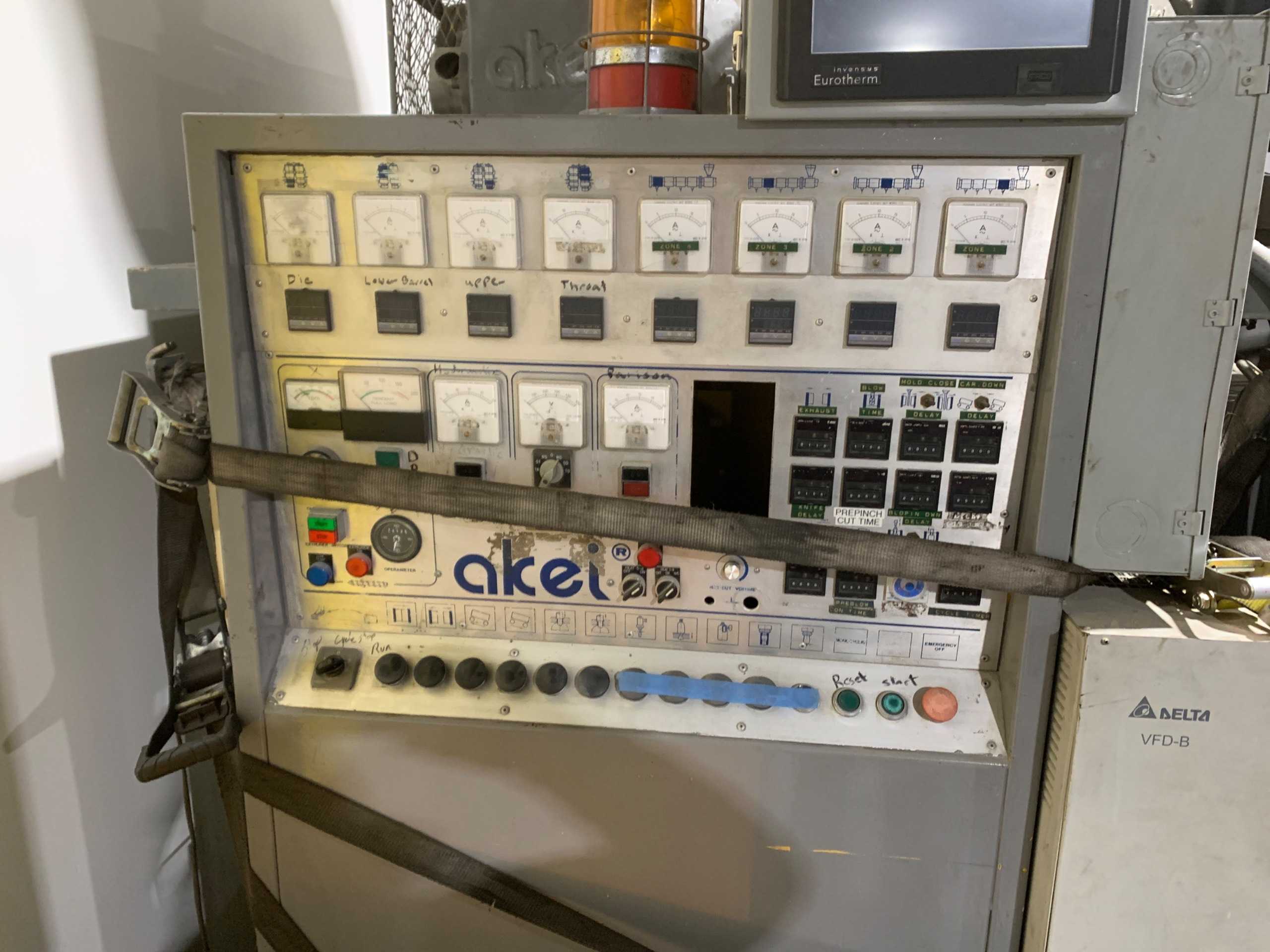 AKEI MOLDING MACHINE - FOUNDRY MOULDING MACHINES