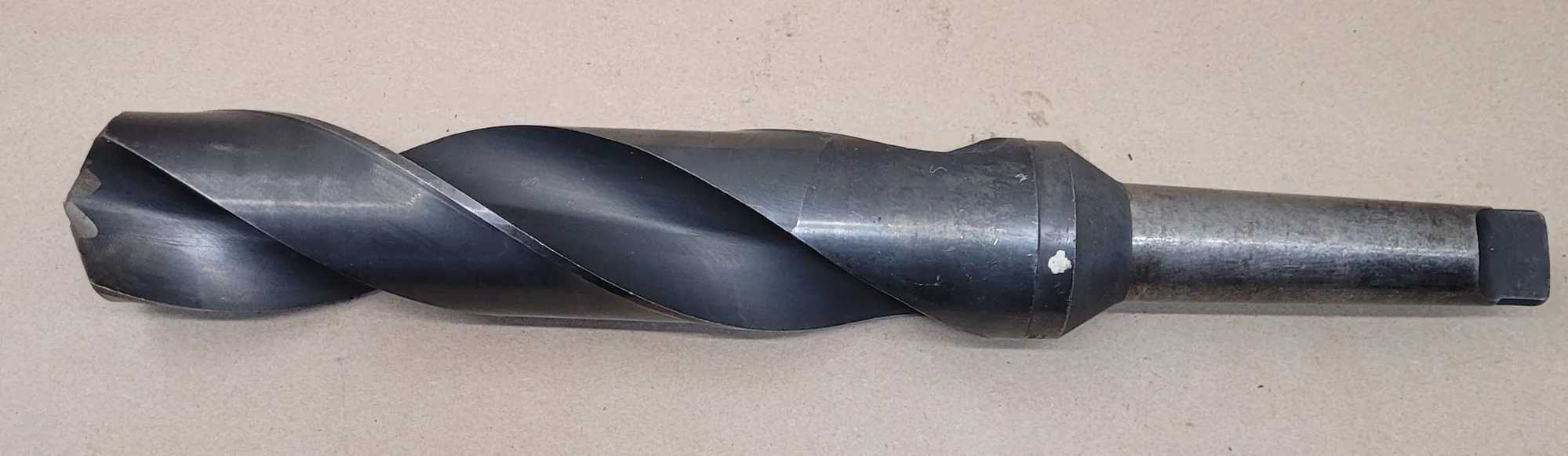 CLE-FORGE 2-31/32" TWIST DRILL, 5MT SHANK, 22" OAL, 14" FLUTE, 6" SHANK, HIGH-SPEED STEEL - MACHINE TOOLING