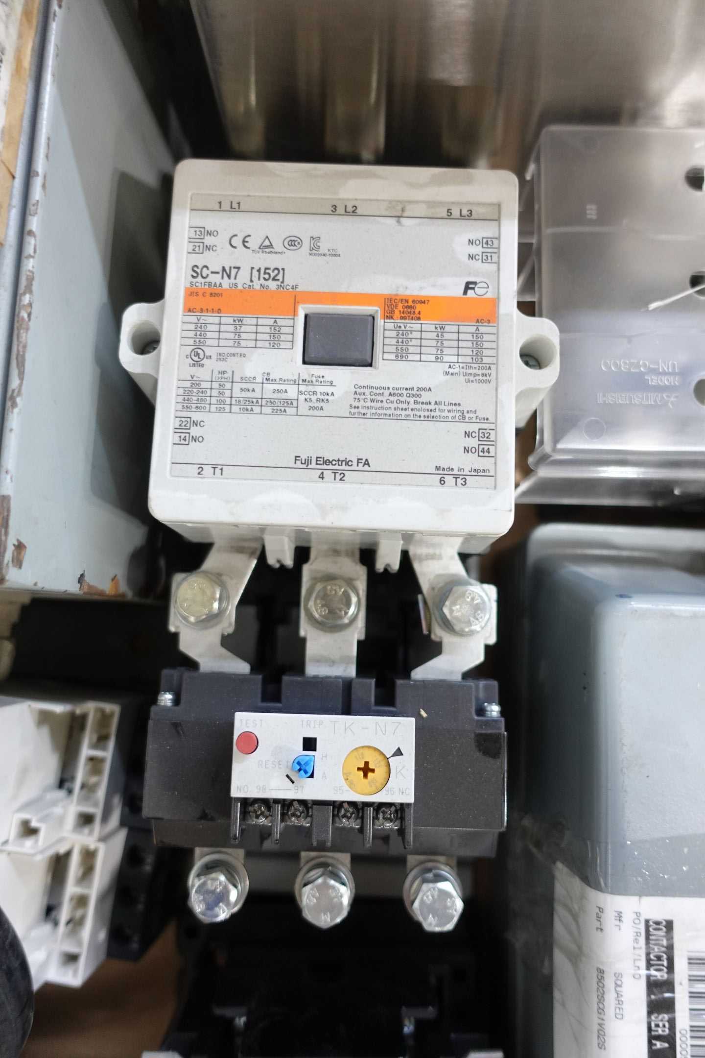 SKU 1726705 - 2 PALLETS OF ASSORTED MOTOR STARTERS, CONTACTORS AND OVERLOAD RELAYS - AUTOMATION & CONTROLS