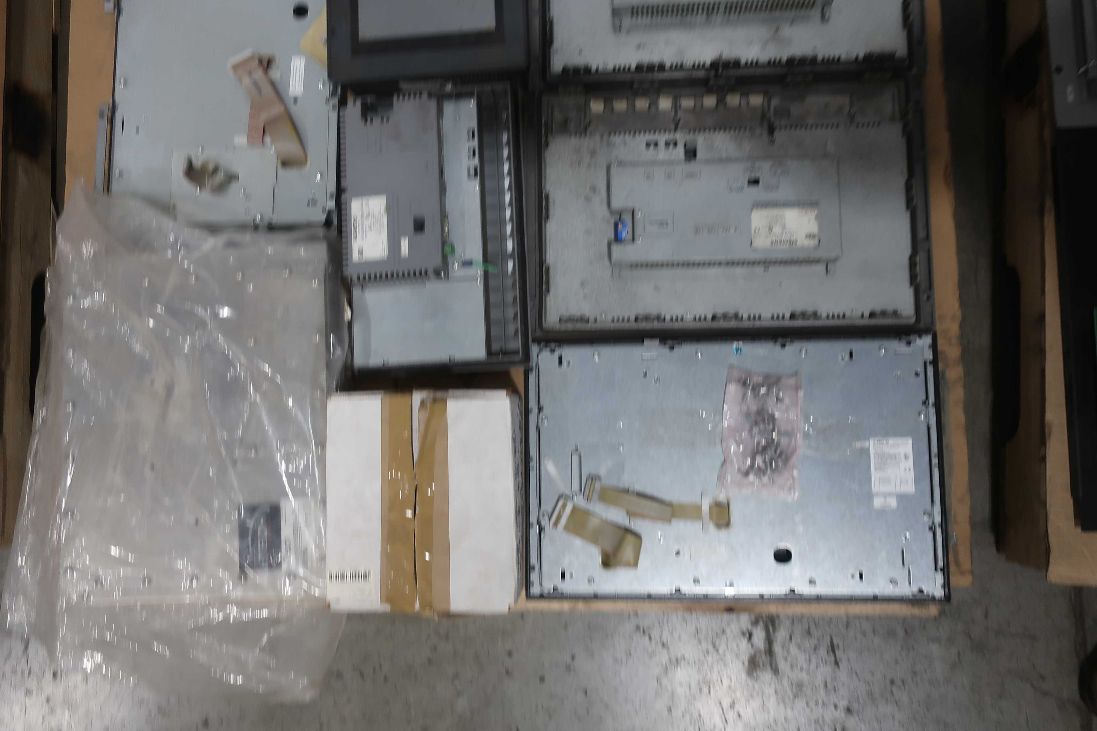 SKU 1733639 - 3 PALLETS OF ASSORTED INTERFACE PANELS - OPERATOR INTERFACE PANELS