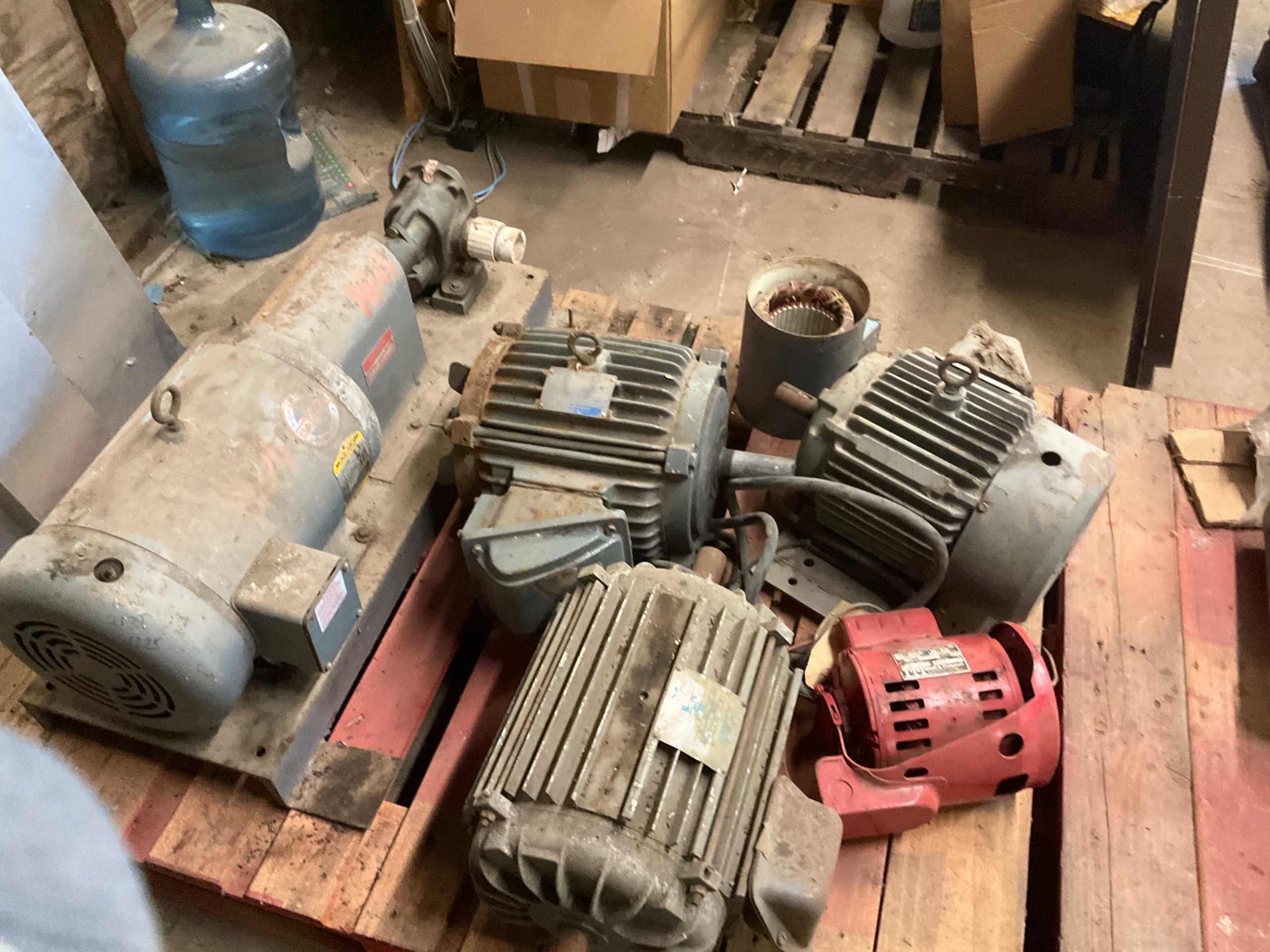BULK QTY OF MOTORS - ELECTRIC MOTORS