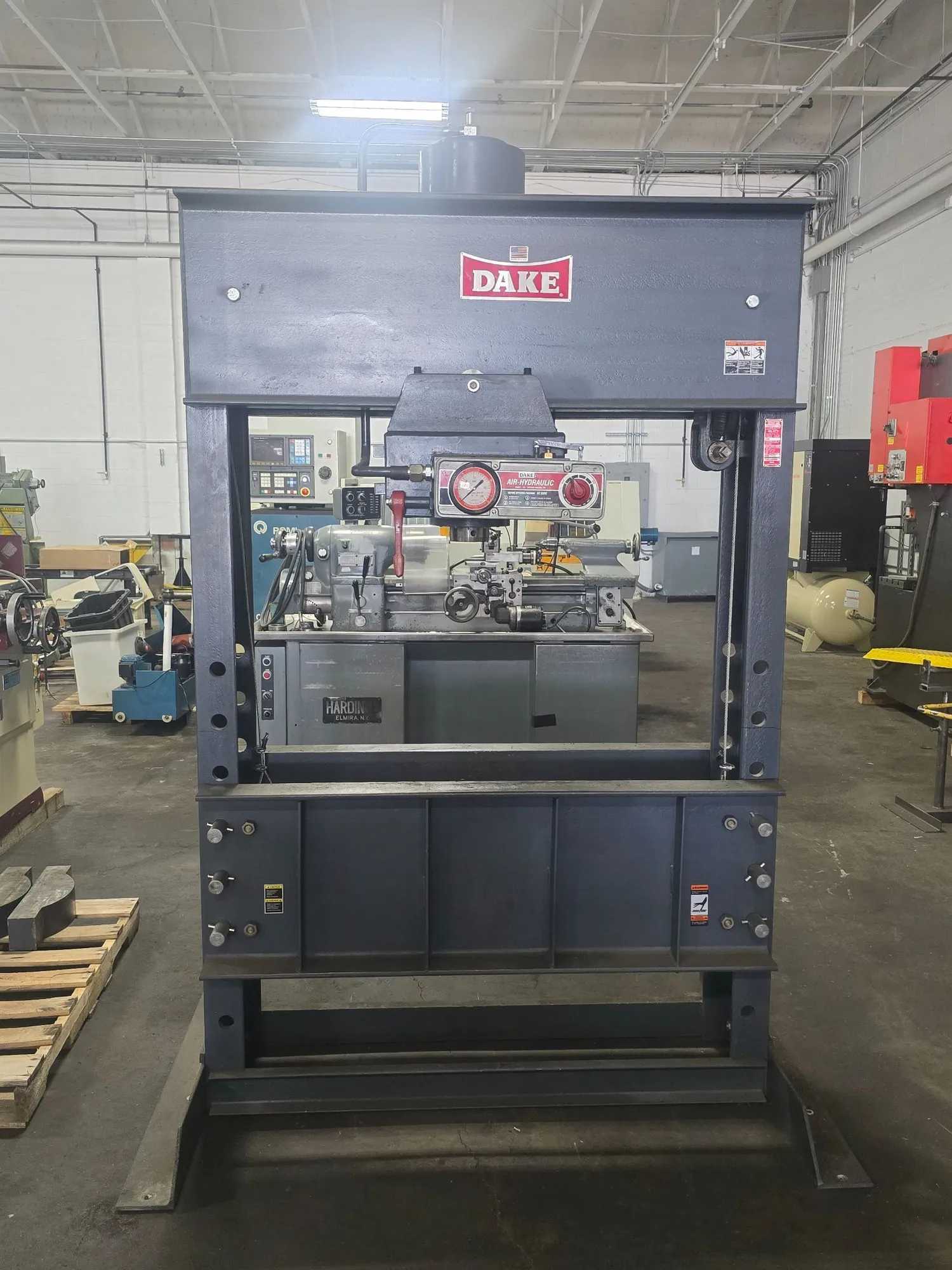 2007 DAKE 6-650 H-FRAME SHOP PRESS 150T, 16" RAM TRAVEL, 48" UPRIGHT W, 90-125 PSI - HYDRAULIC PRESSES