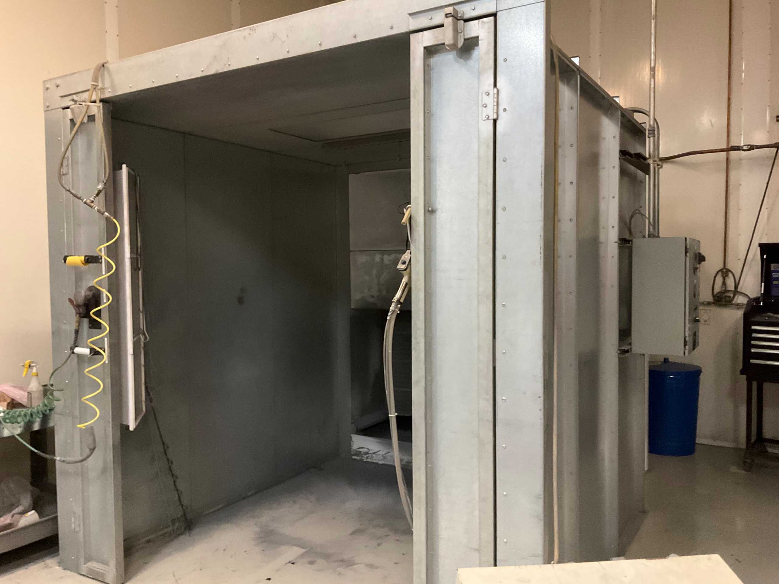 SPRAY SYSTEMS INC. PB887-R/7621-1 MANUAL PAINTING BOOTH - PAINT LINES