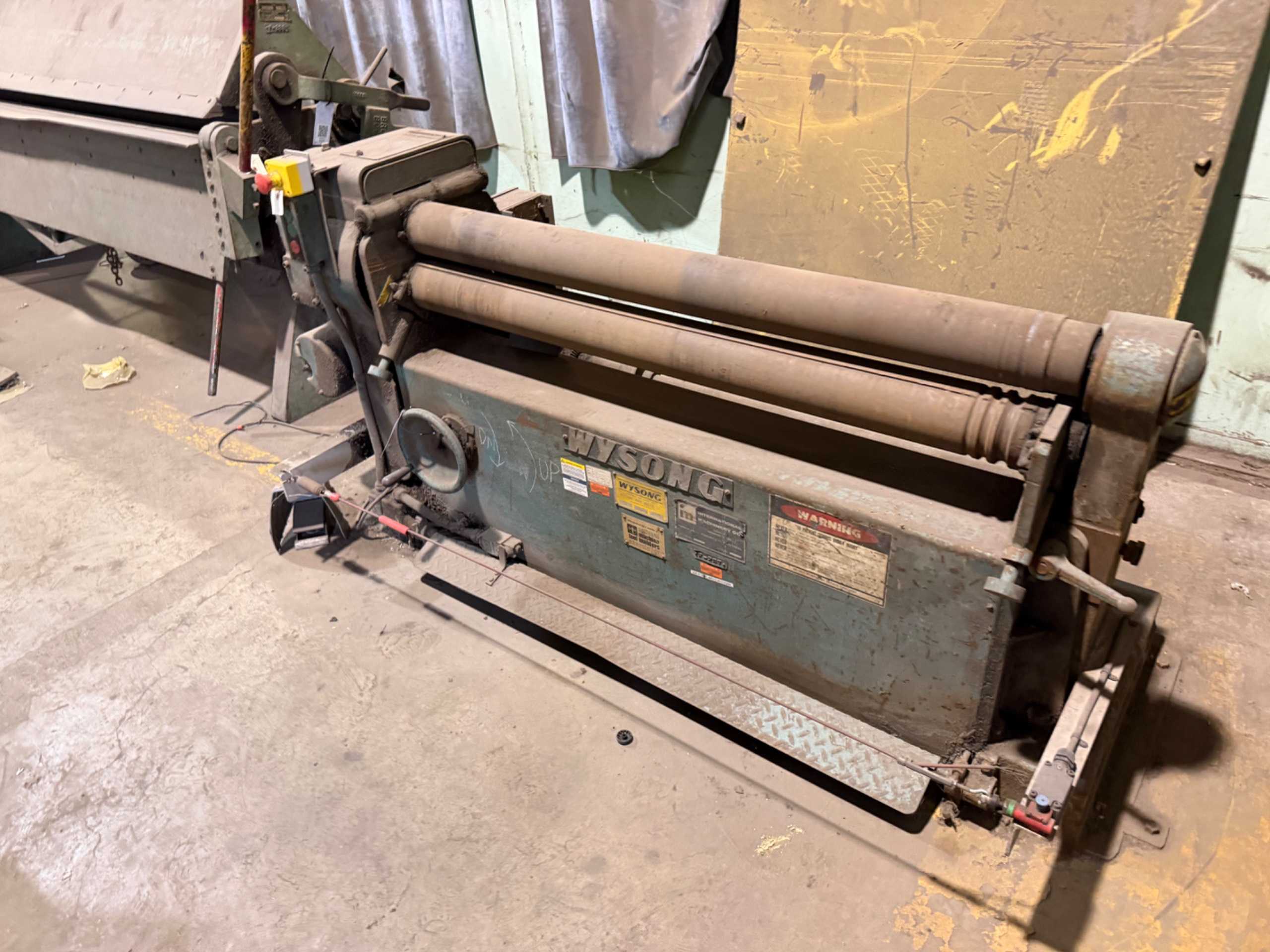 WYSONG AND MILES B-48 SLIP ROLL, 48IN X 12-14GA, 4.25IN ROLL DIA, 1.5 HP, AIR DROP END - ROLL FORMERS