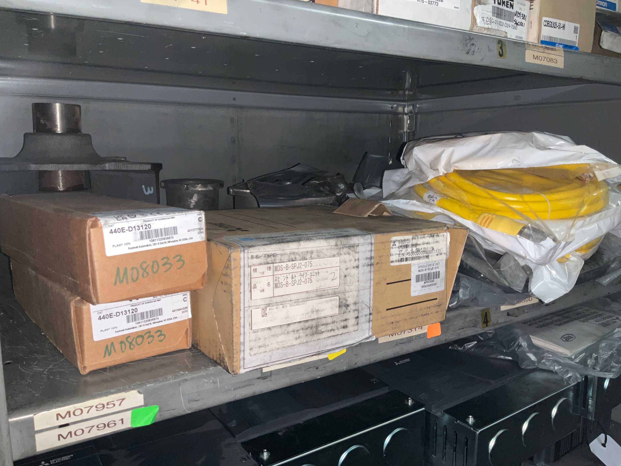 BULK QTY OF AUTOMATION & CONTROLS - 