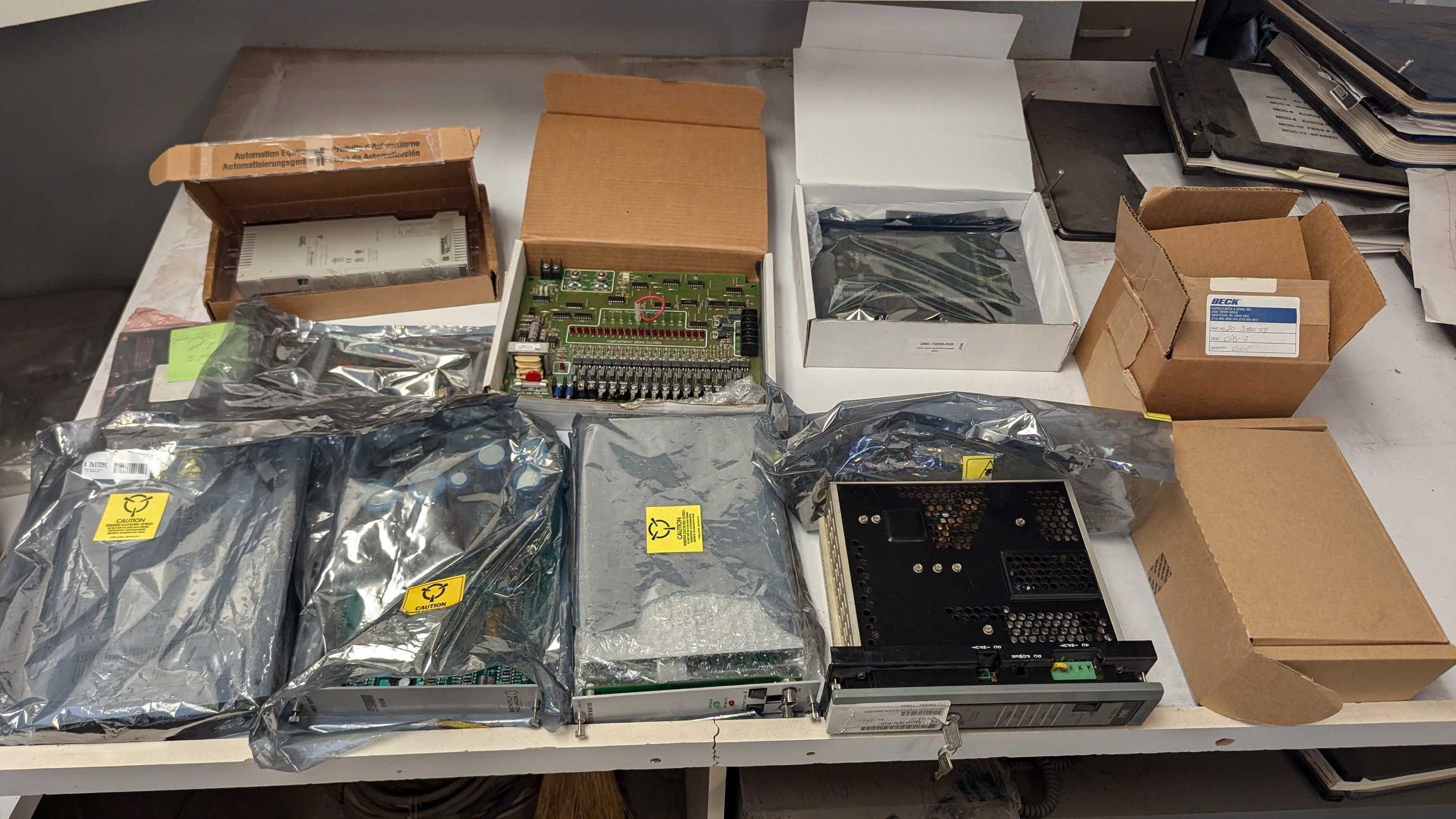 BULK QTY OF PLC & CIRCUIT BOARDS - AUTOMATION & CONTROLS