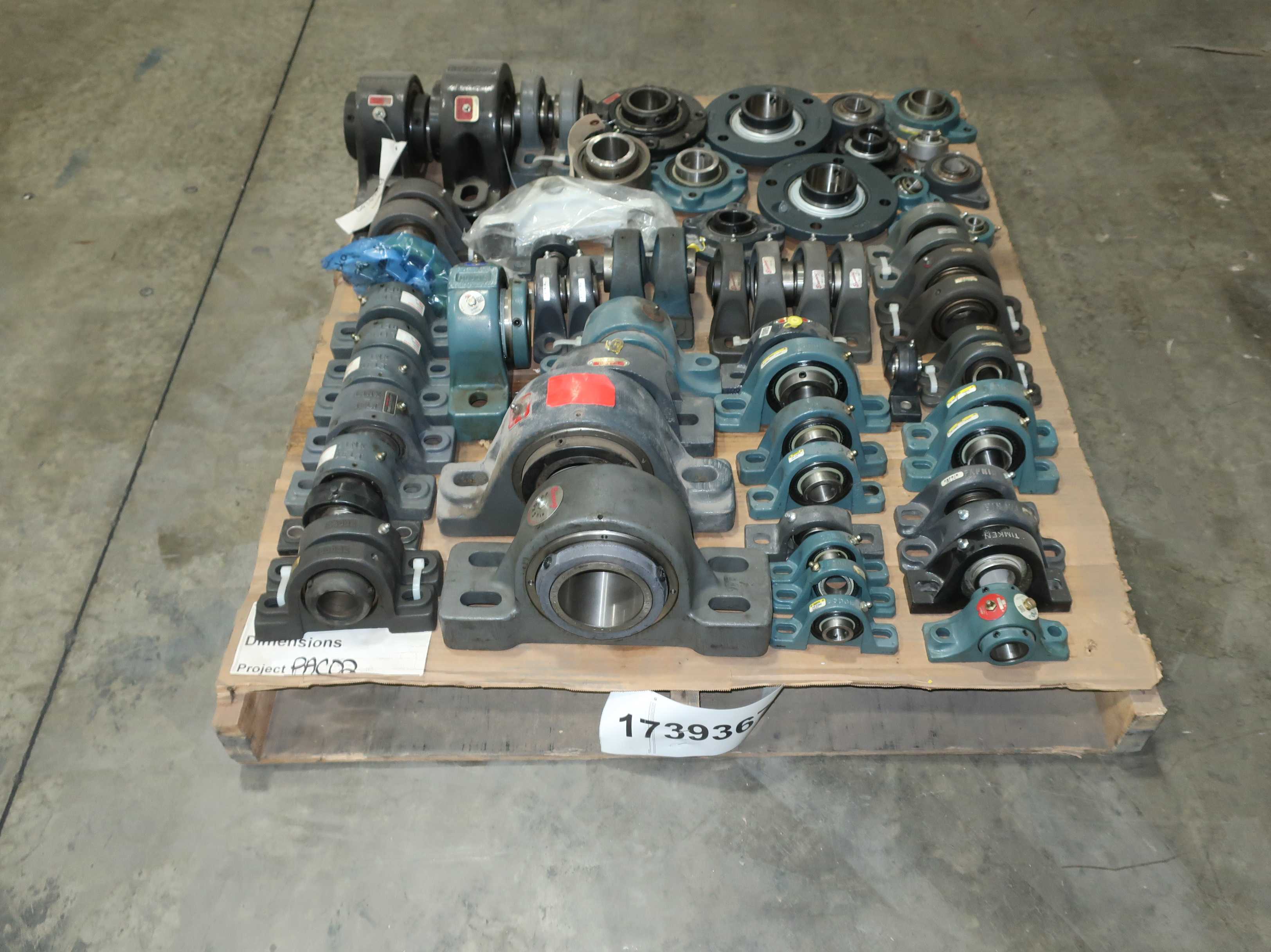 SKU 1739367 - PALLET OF ASSORTED MOUNTED AND PILLOW BLOCK BEARINGS