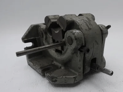 BISON ROUND STOCK VISE PJMN-M63, 4" HORIZONTAL/VERTICAL - MACHINE TOOLING