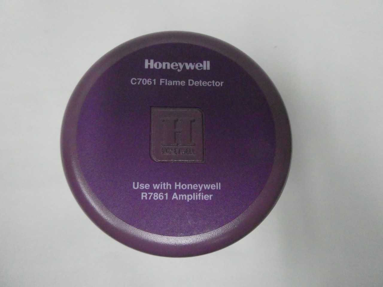 SKU 942653 - HONEYWELL C7061A 1038 UV FLAME DETECTOR - SAFETY EQUIPMENT