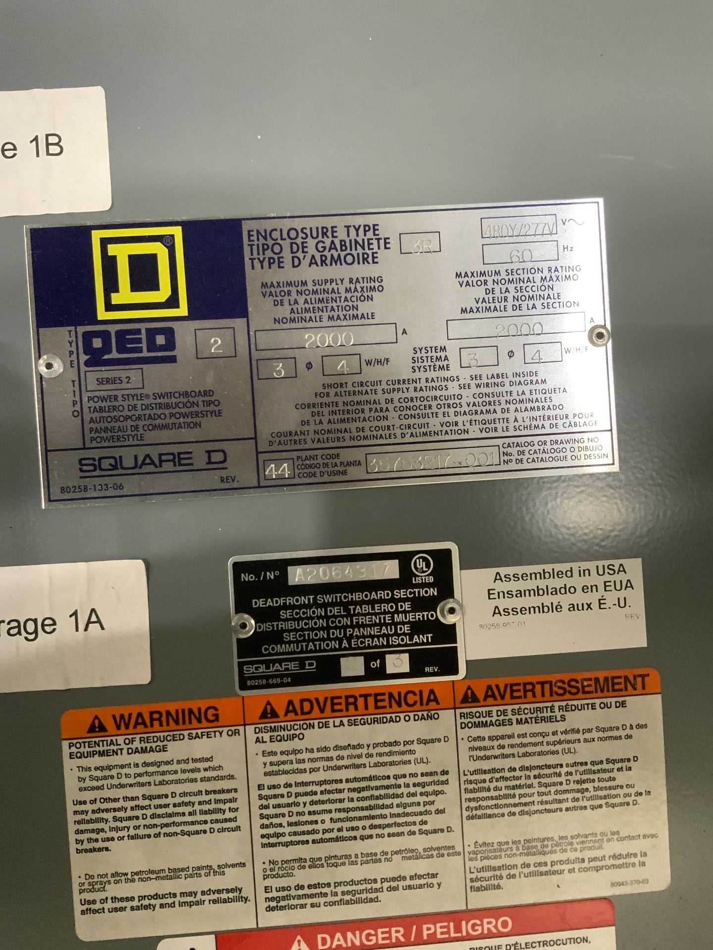 SQUARE D 2000 AMP35753217-001 SWITCHBOARD - PANELBOARDS