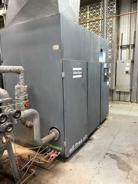 1997 ATLAS COPCO ZT110 STATIONARY AIR COMPRESSOR - STATIONARY AIR COMPRESSOR