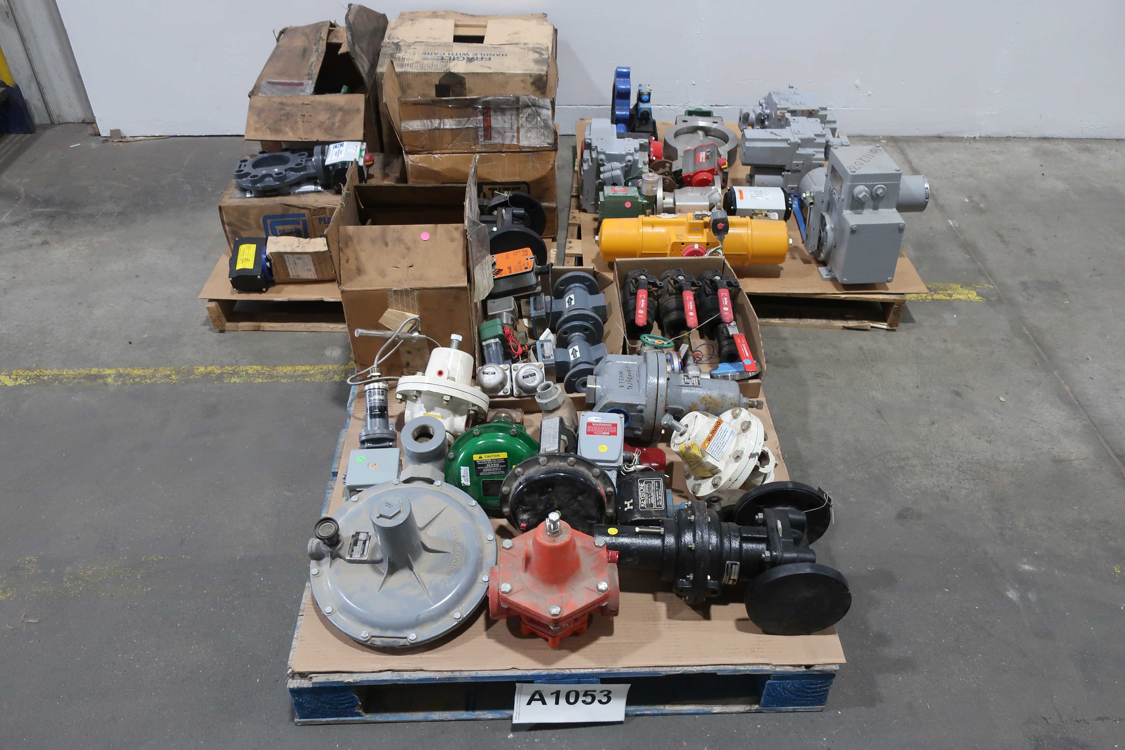 3 PALLETS OF ASSORTED VALVES AND VALVE PARTS - VALVES