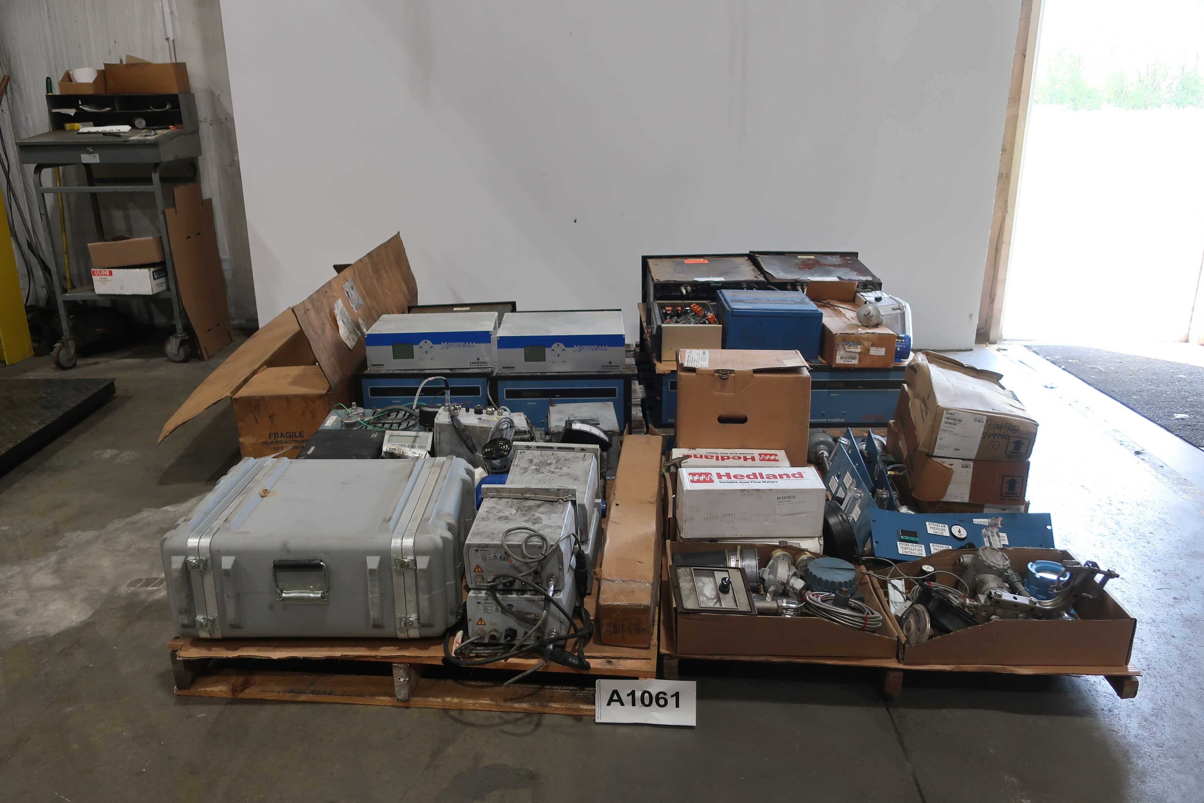 4 PALLETS OF ASSORTED INSTRUMENTATION WITH PROBE - INSTRUMENTATION