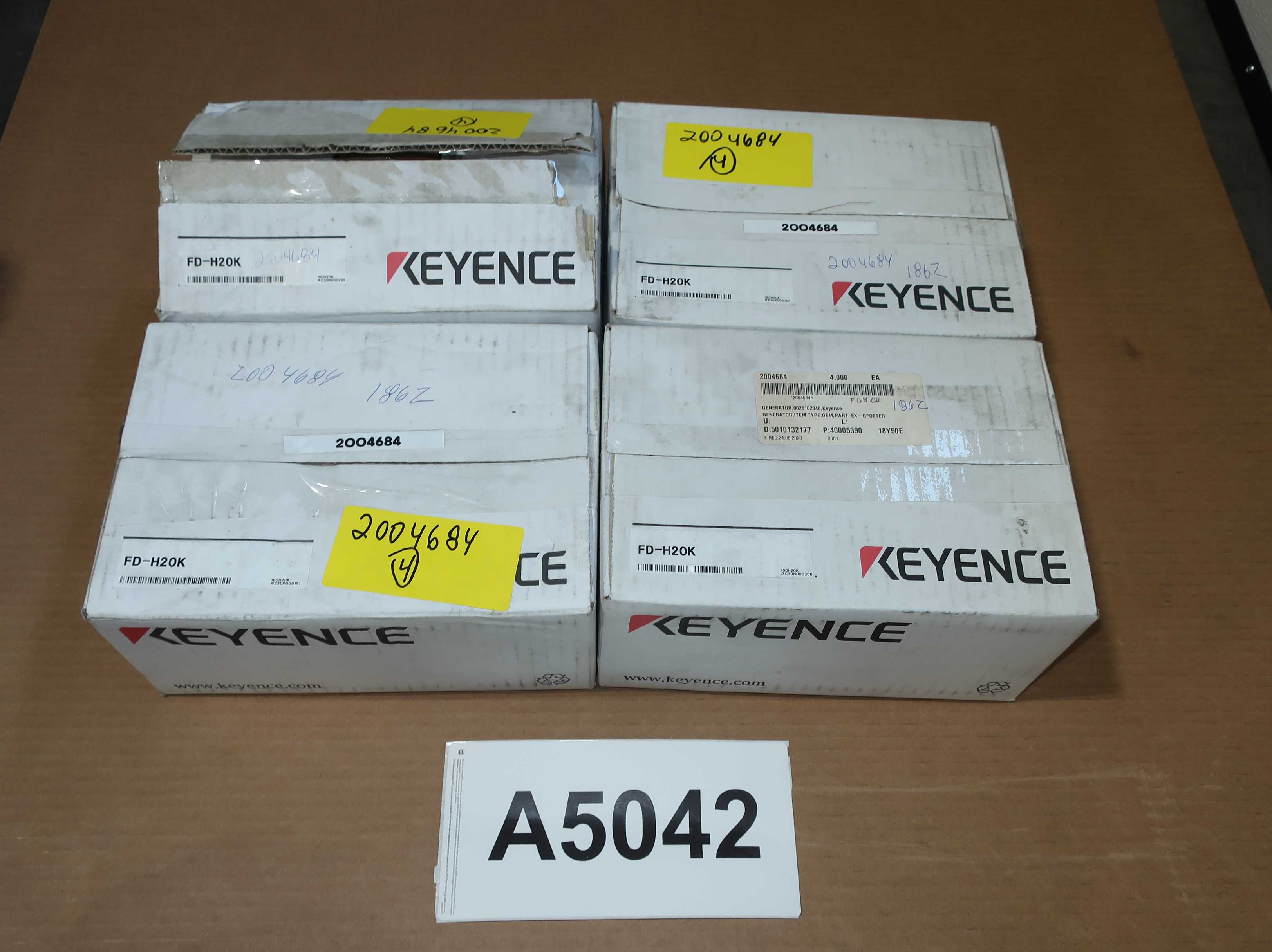 BULK QTY OF KEYENCE FD-H20K CLAMP ON FLOW SENSORS - SENSORS