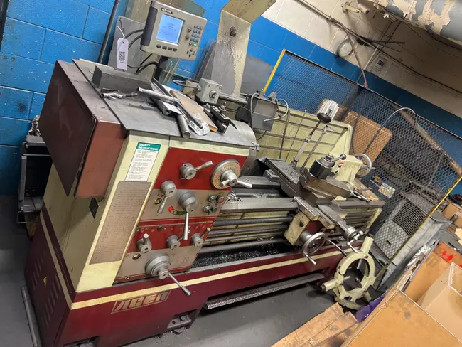 ACER MANUAL LATHE - undefined