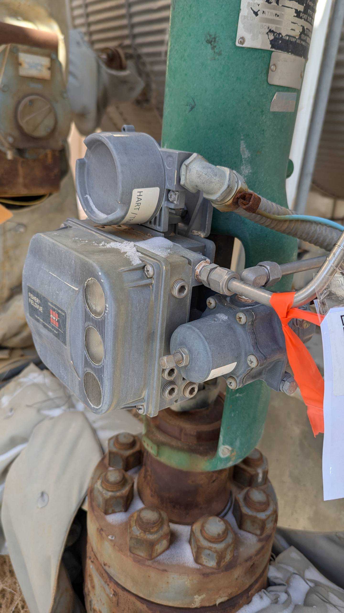 FISHER HPT CONTROL VALVE & 657 ACTUATOR ASSEMBLY - VALVE & ACTUATOR ASSEMBLY