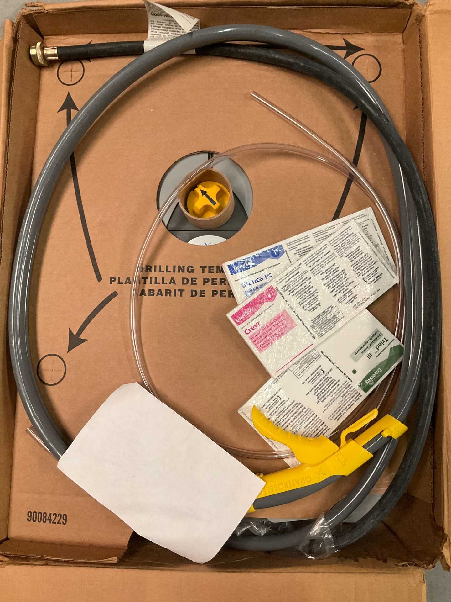 DIVERSEY J-FILL QUATTROSELECT CHEMICAL DISPENSING SYSTEM - SHOP EQUIPMENT
