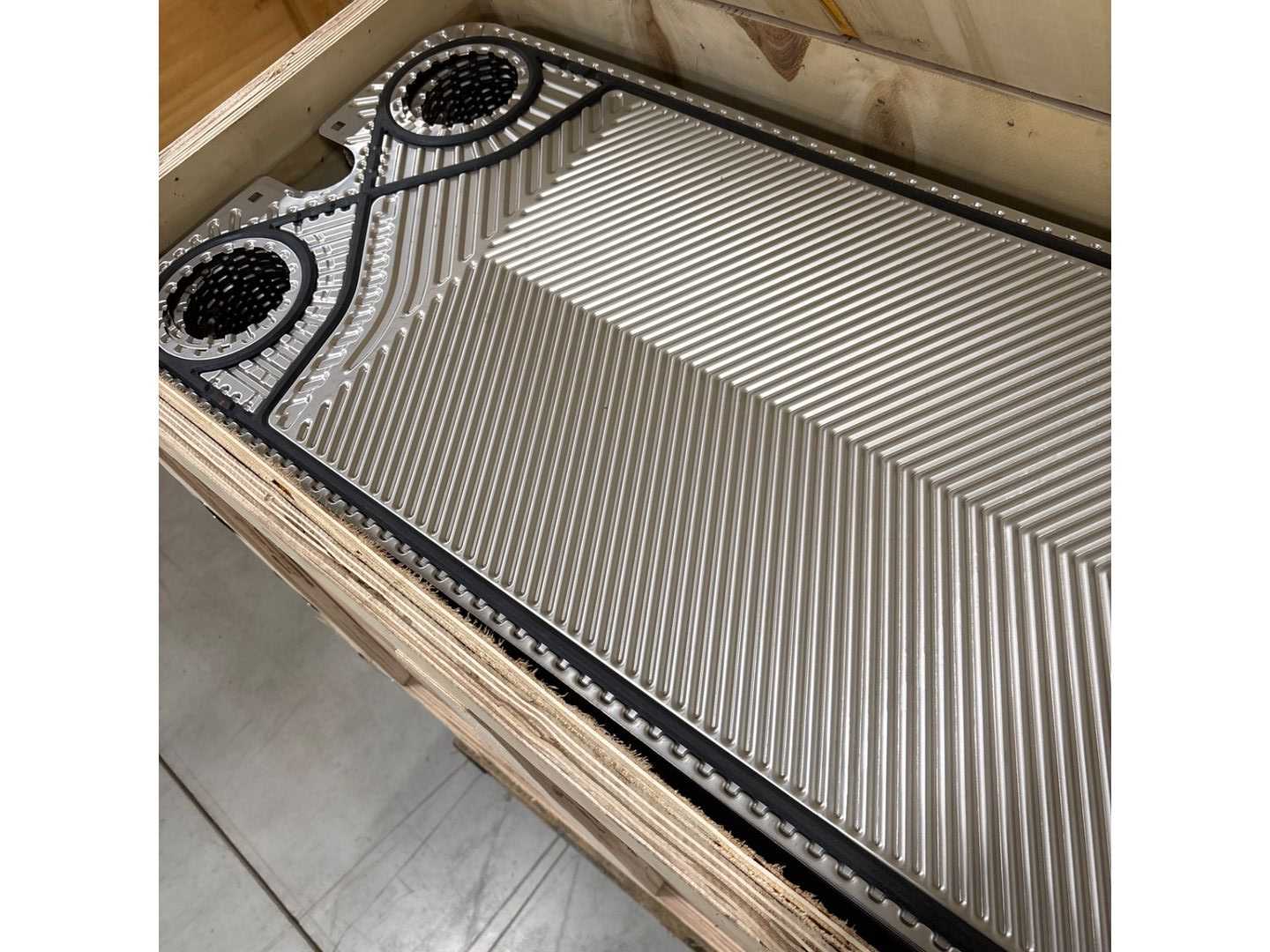BULK QTY OF TRANTER PLATE HEAT EXCHANGERS - PLATE HEAT EXCHANGER