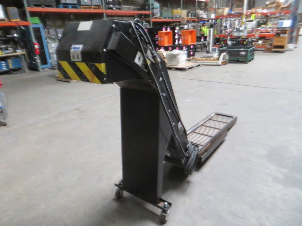 JORGENSEN CONVEYOR 10-1117-A BELT CONV., 10 IN BELT W, 60 IN LENGTH, 220V 3-PH POWER - BELT CONVEYOR