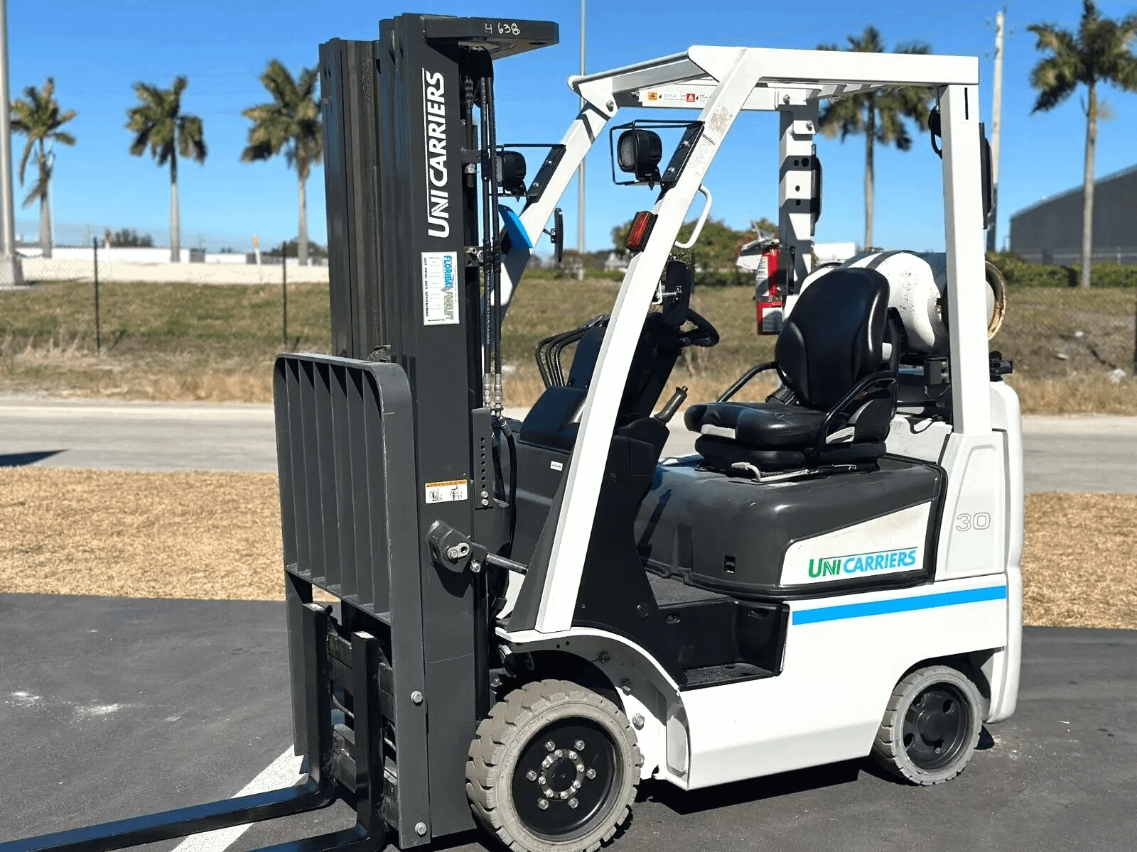 2017 UNICARRIERS NISSAN MCP1F1A15LV SIT-DOWN FORKLIFT - SIT-DOWN FORKLIFT