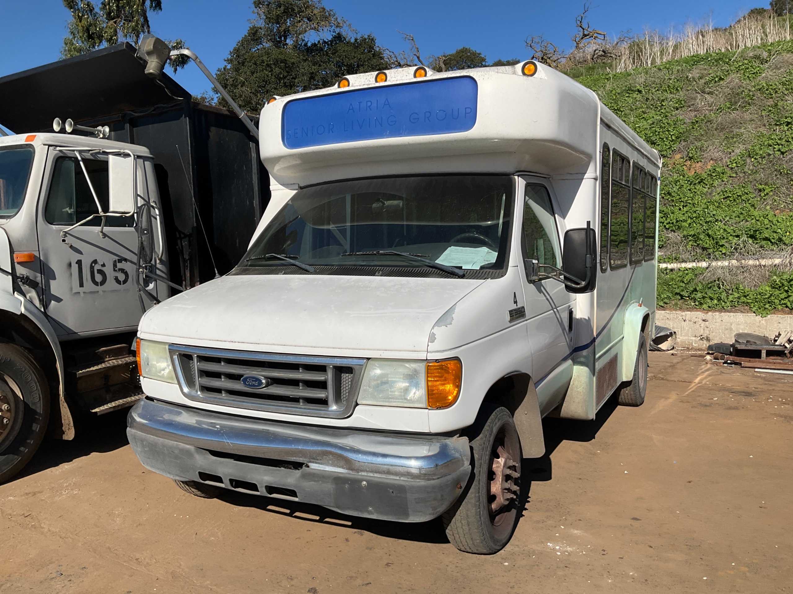 2006 FORD E-350 VAN - BUSSES & VANS