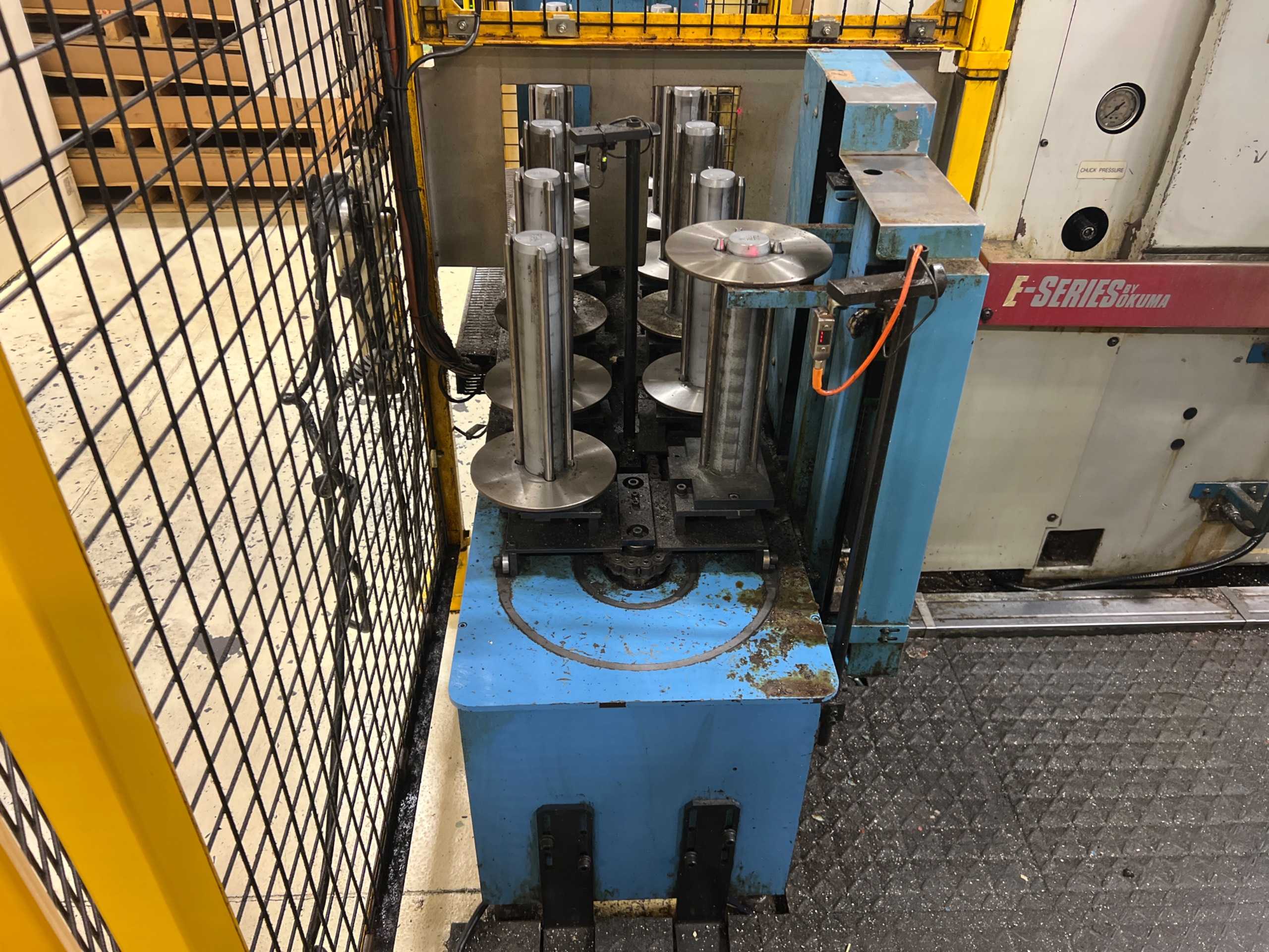 IN-STOCKER - STOCK FEEDERS & UNLOADERS