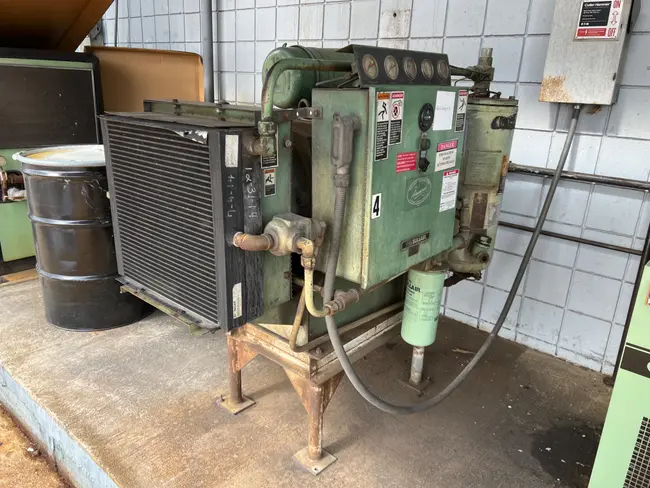 SULLAIR 10-40 AC/AC STATIONARY AIR COMPRESSOR - undefined