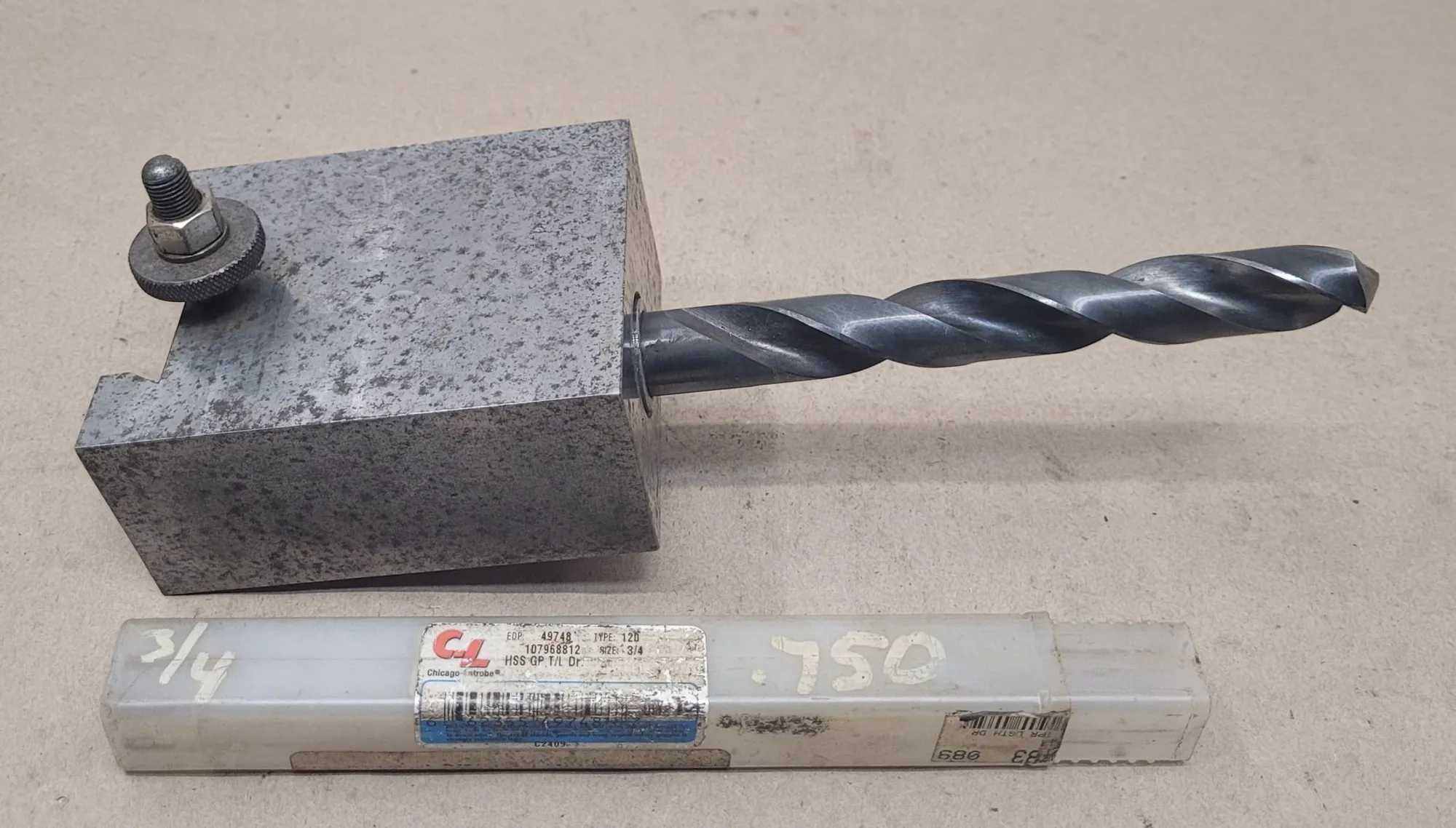 CHICAGO-LATROBE 49748 DRILL BIT, 3/4", RIGHT HAND, 118-DEGREE POINT, W/ LATHE TOOL HOLDER - MACHINE TOOLING