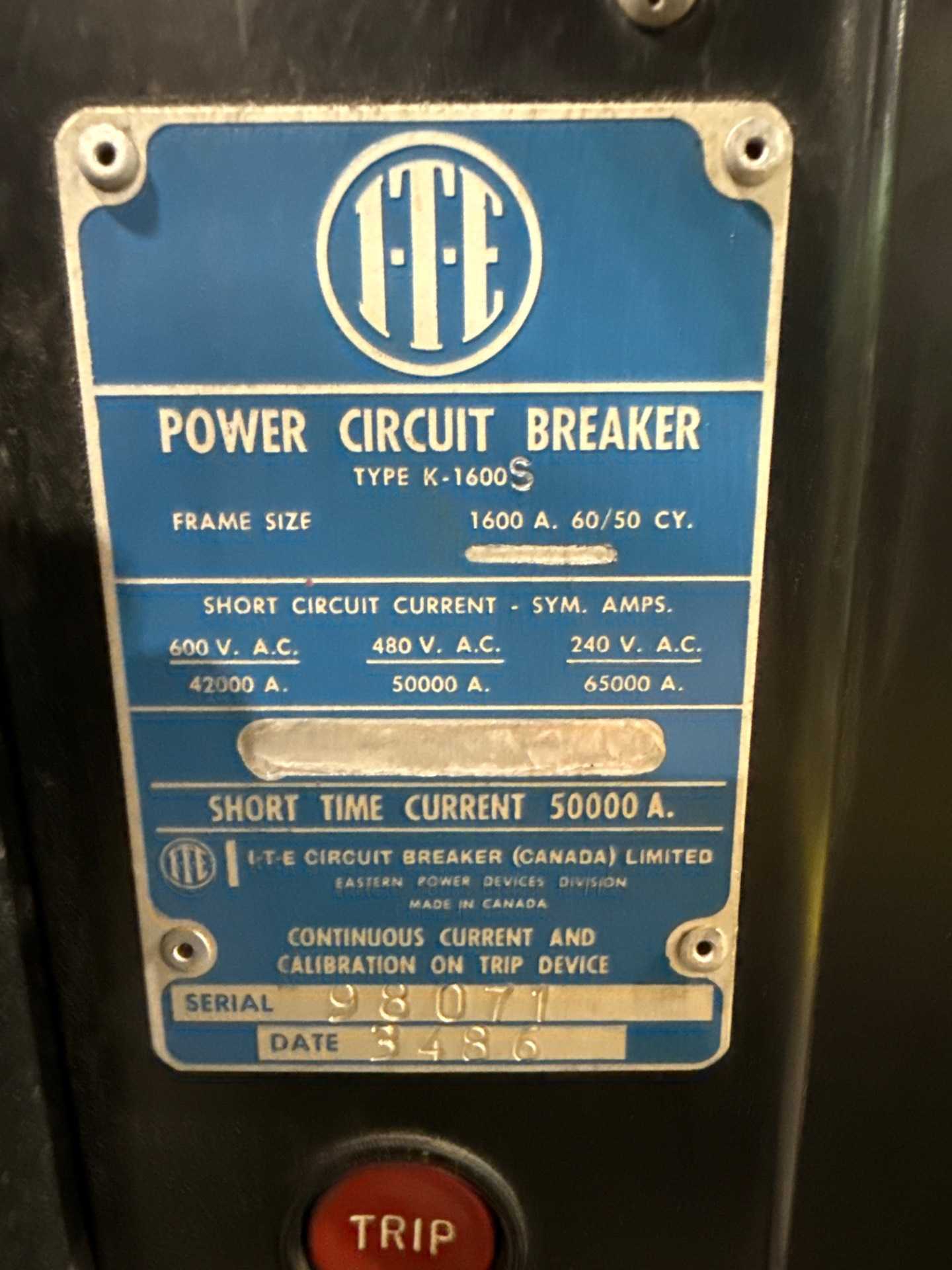 1986 Ite K-1600S Power Circuit Breaker 1600A, 600V AC, Drawout Type - CIRCUIT BREAKERS