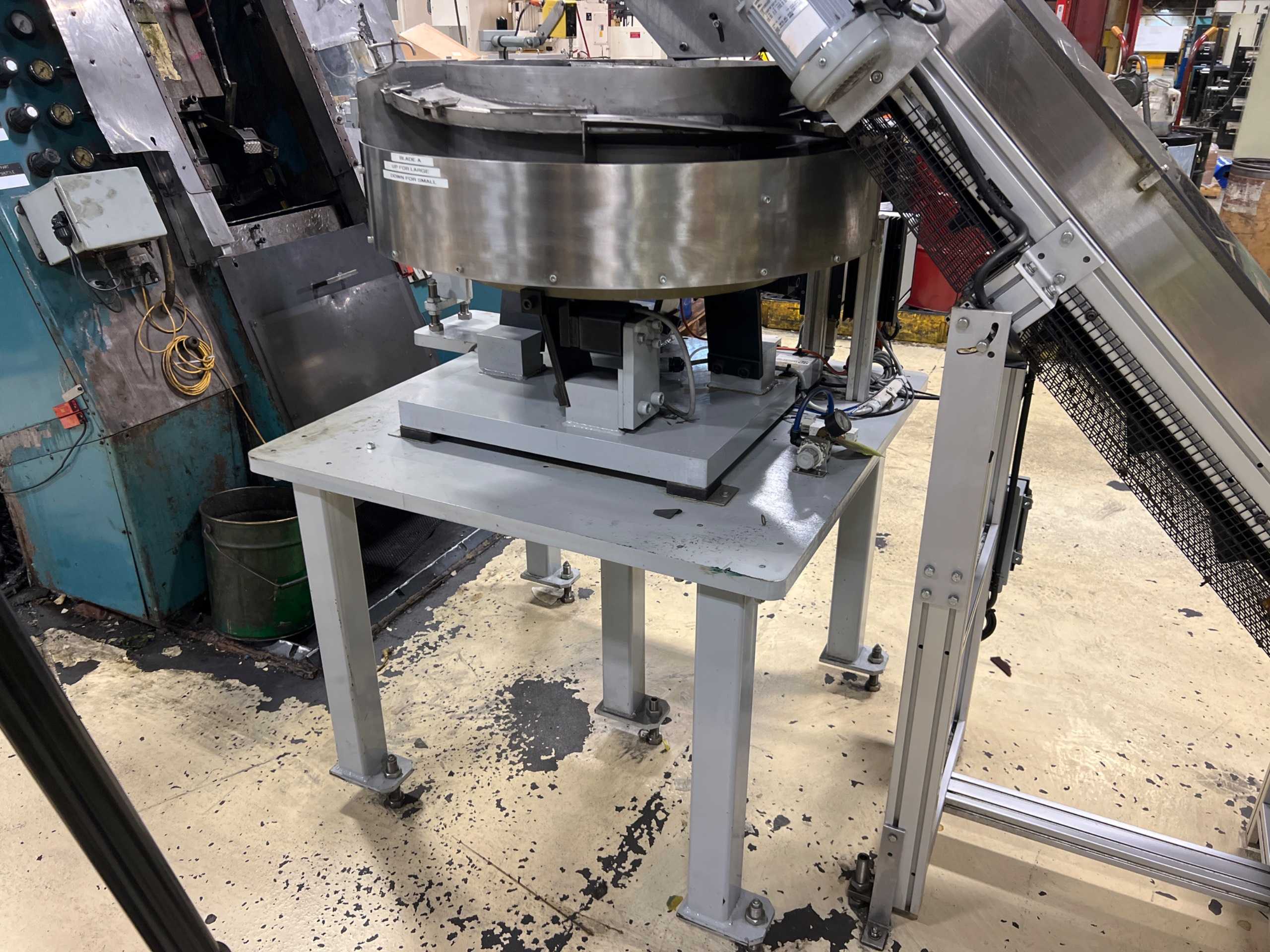PERFORMANCE FEEDERS FEEDER - FEEDERS