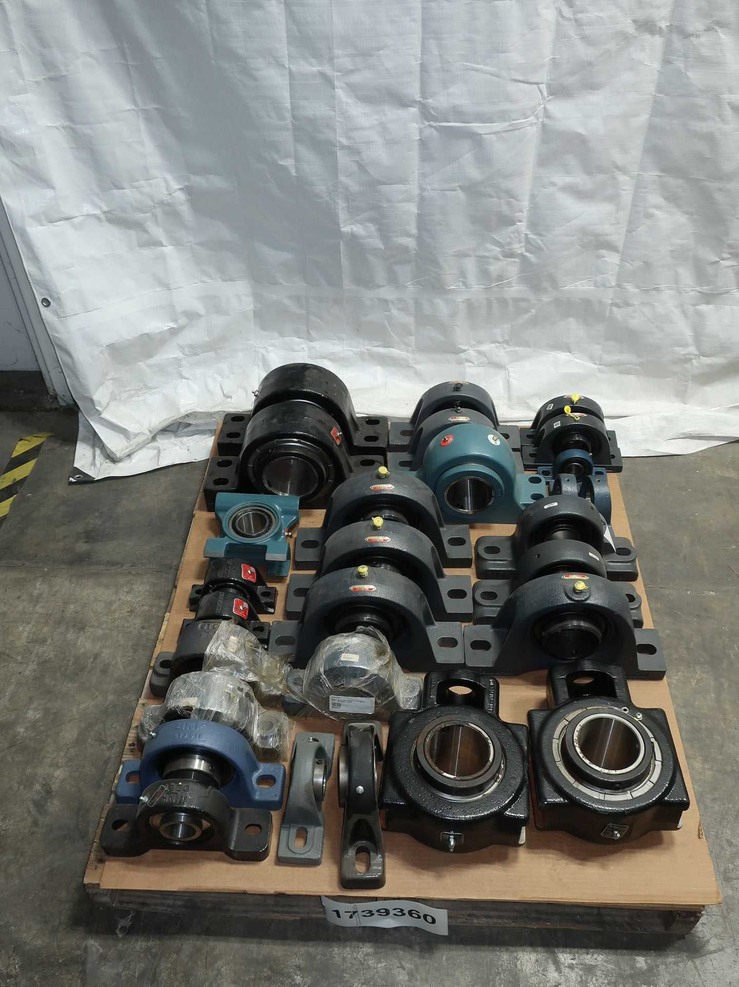 SKU 1739360 - PALLET OF ASSORTED BEARINGS, MOUNTED, DODGE, SEAL MASTER, FYH, FAFNIR, LINK BELT, SKF - BEARINGS