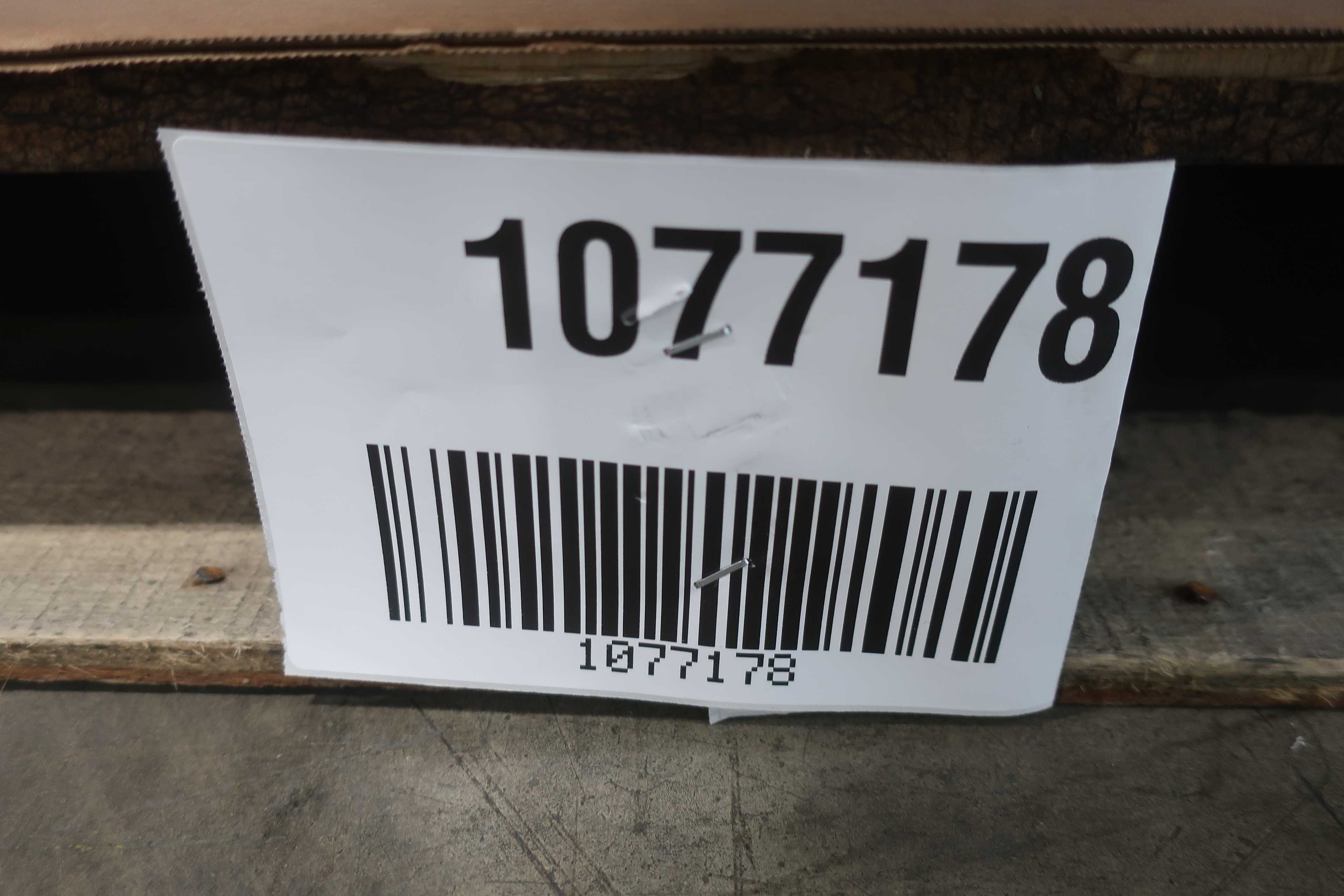 PALLET OF ASSORTED GLOVES - PPE