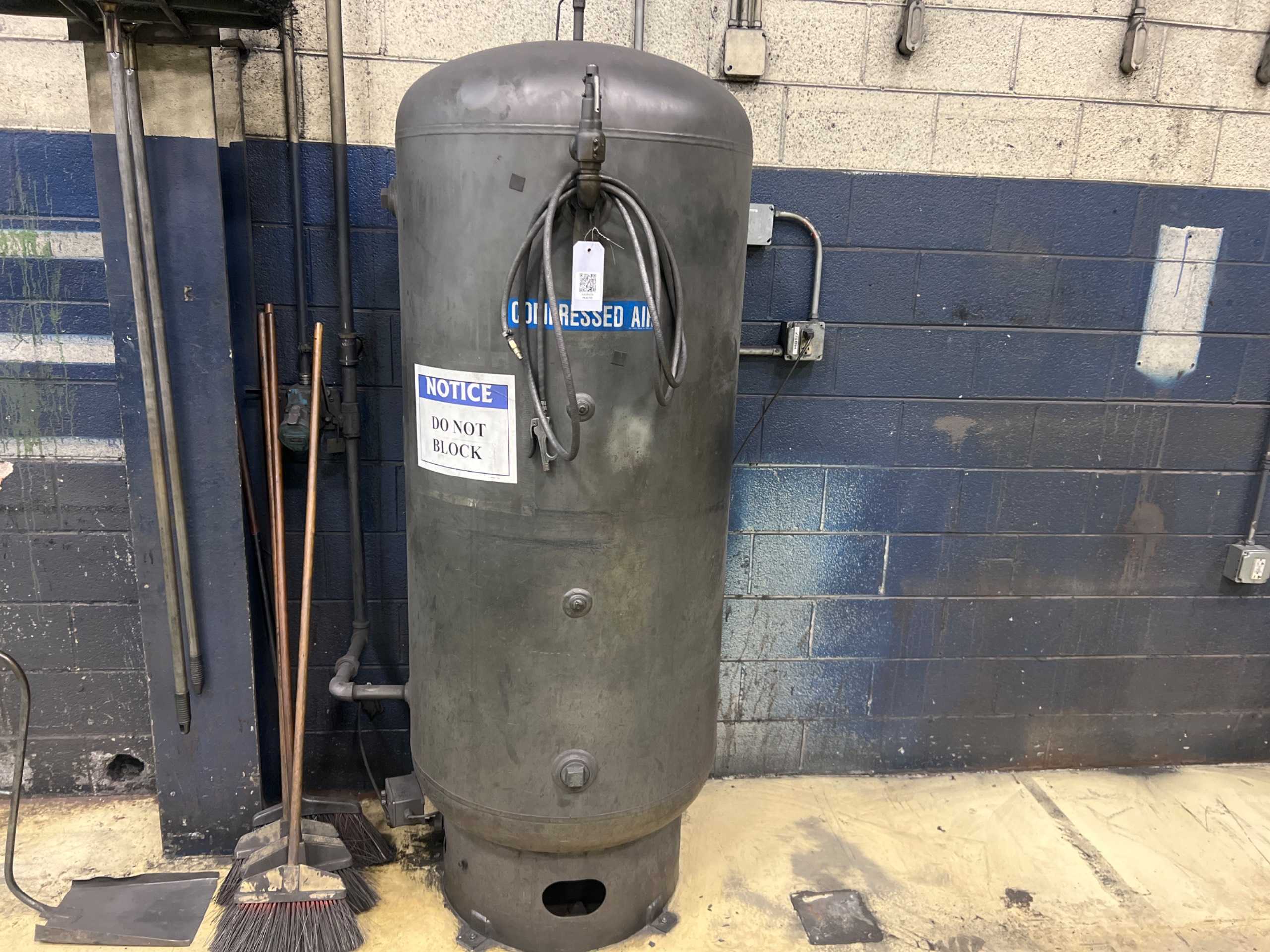 2001 NAT'L. BD. 62277M COMPRESSED AIR HOLDING TANK - COMPRESSED AIR HOLDING TANK
