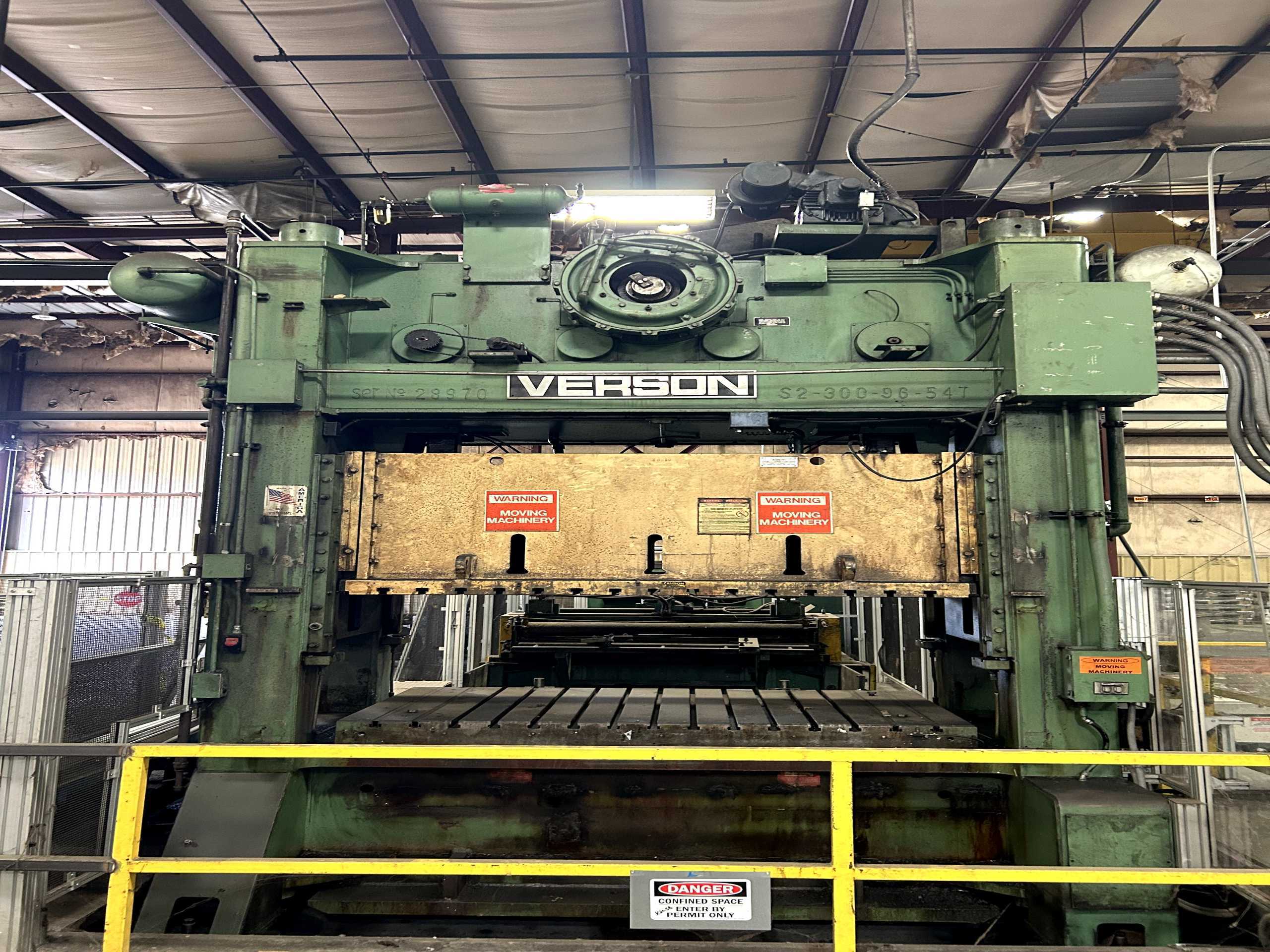 VERSON S2-300-96-54T MECHANICAL PRESS 300T, 12IN STROKE, 96X54 BED, 20-40 SPM - MECHANICAL PRESSES