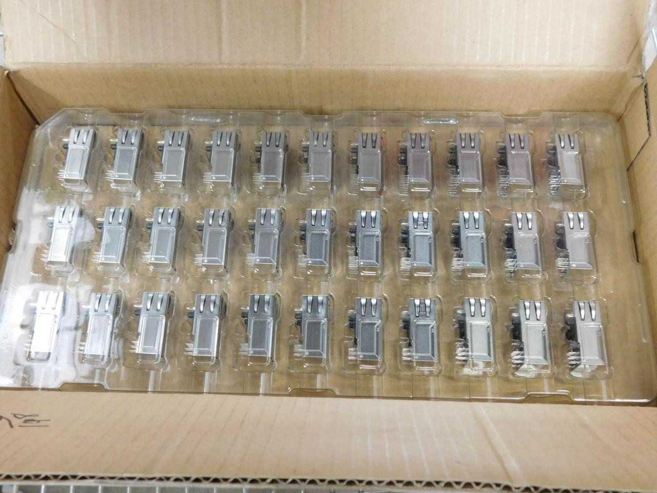 Lot of 230 Molex 0857931014 Conn Magjack 1port 1000 Base-T - PLUGS & RECEPTACLES