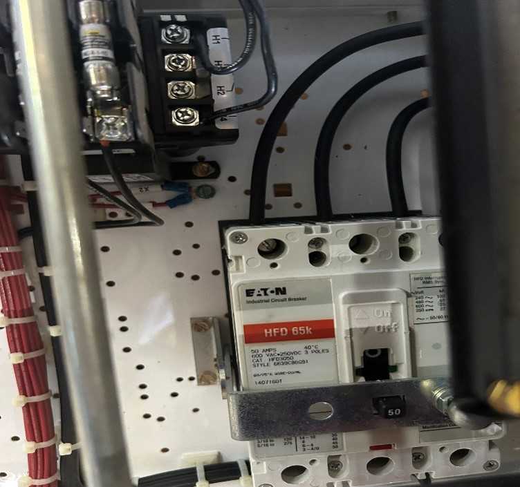QTY 2: CIRCUIT BREAKER -