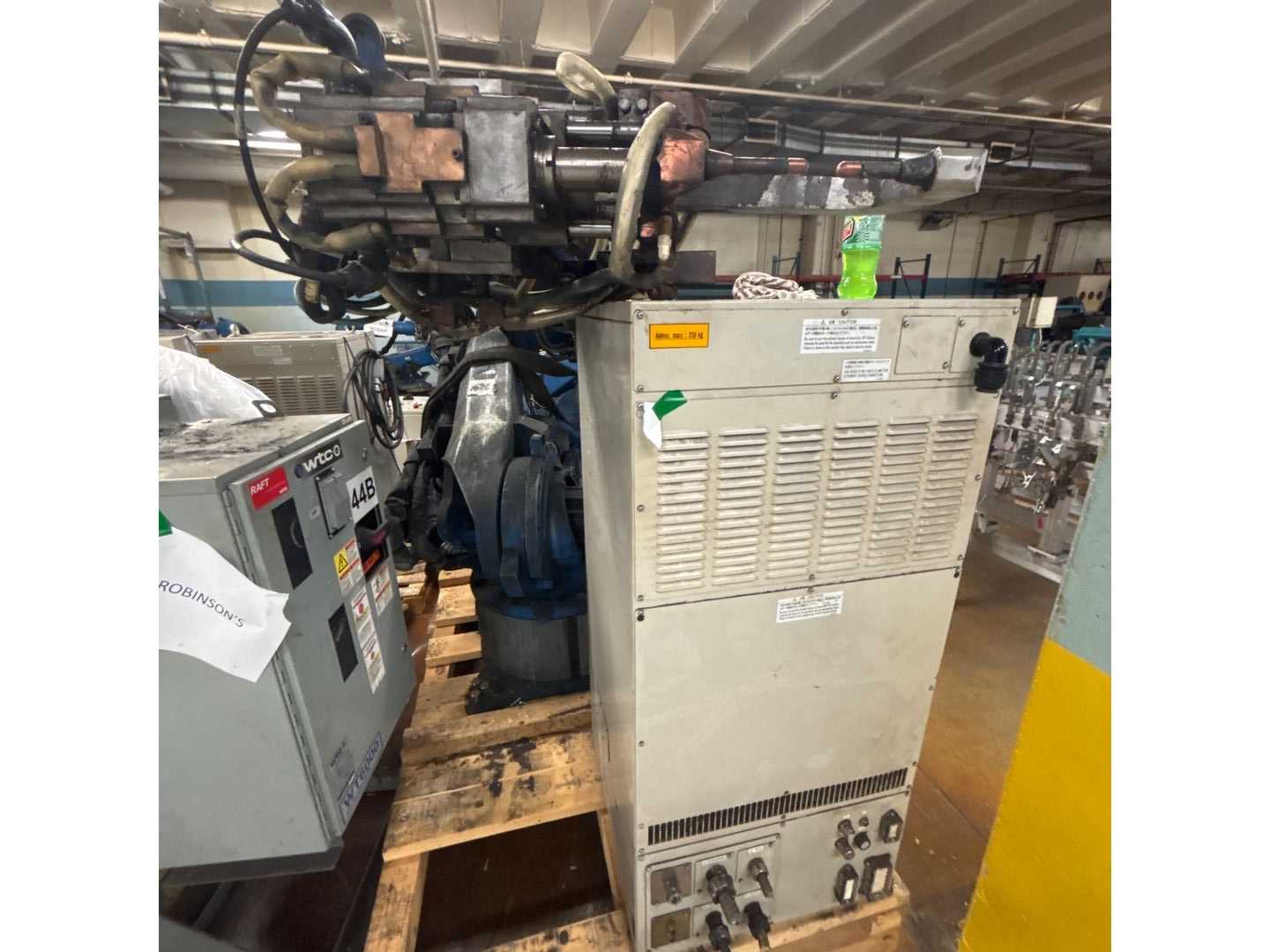 2011 YASKAWA MOTOMAN-ES165D ARTICULATED ROBOT - ARTICULATED ROBOTS