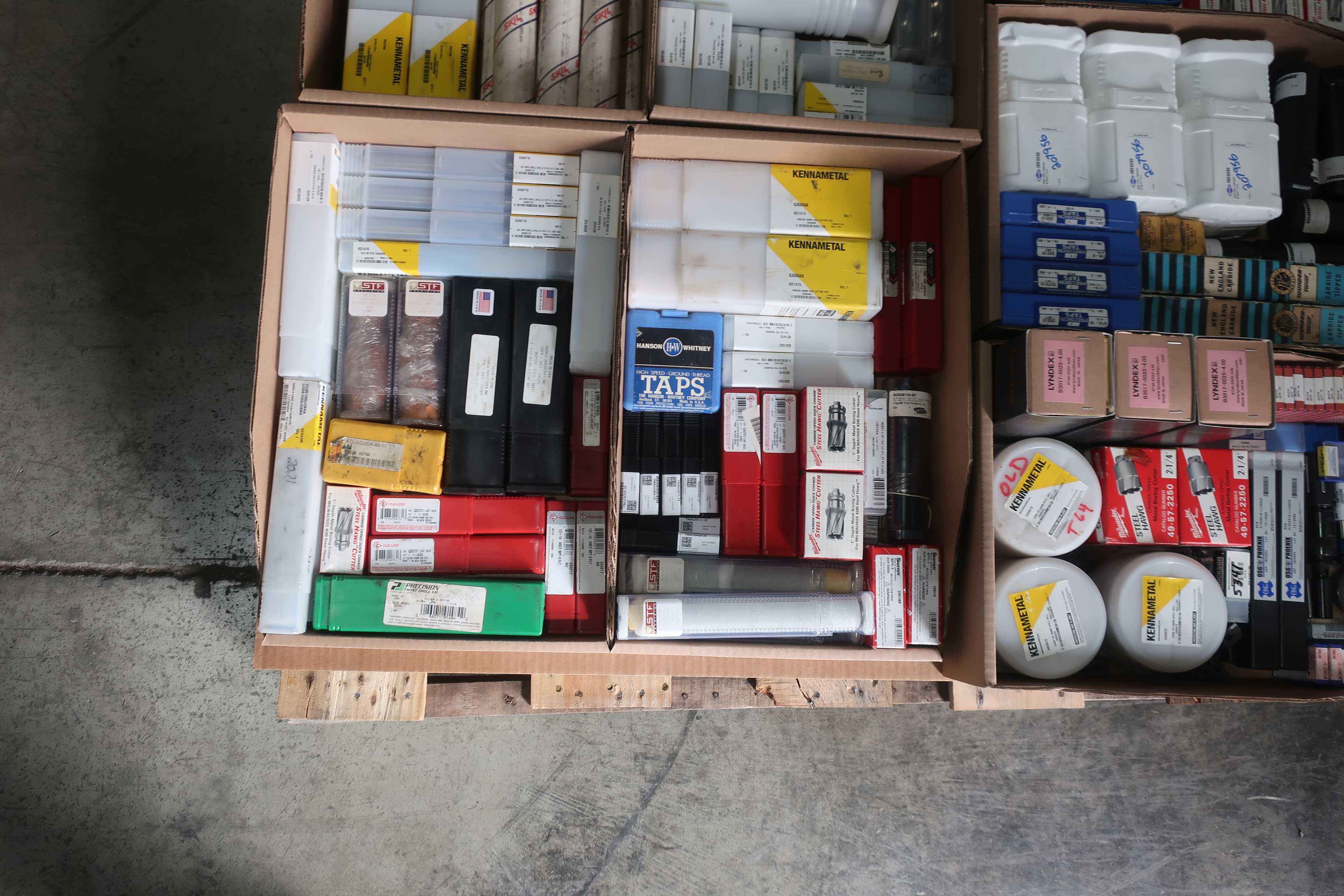 SKU 1751102 - PALLET OF ASSORTED METALWORKING TOOLING - MACHINE TOOLING